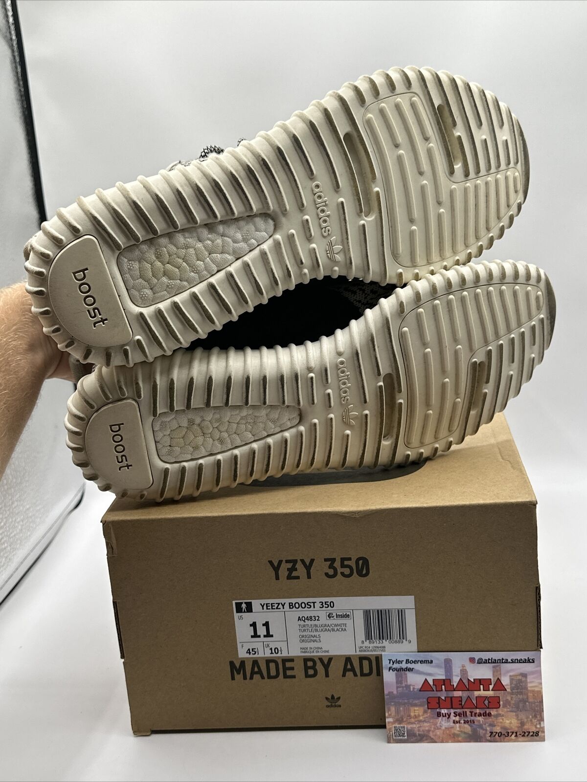 Size 11 - adidas Yeezy Boost 350 Low Turtle Dove Grey Black White Sole New Relea