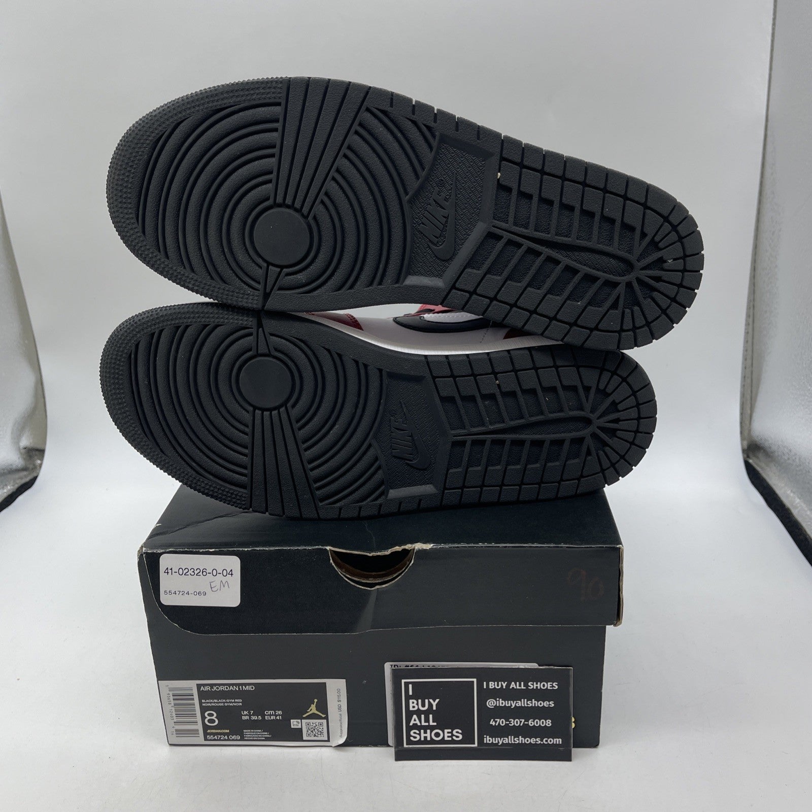 Size 8 - Air Jordan 1 Mid Chicago Black Toe 2020 (554724-069)