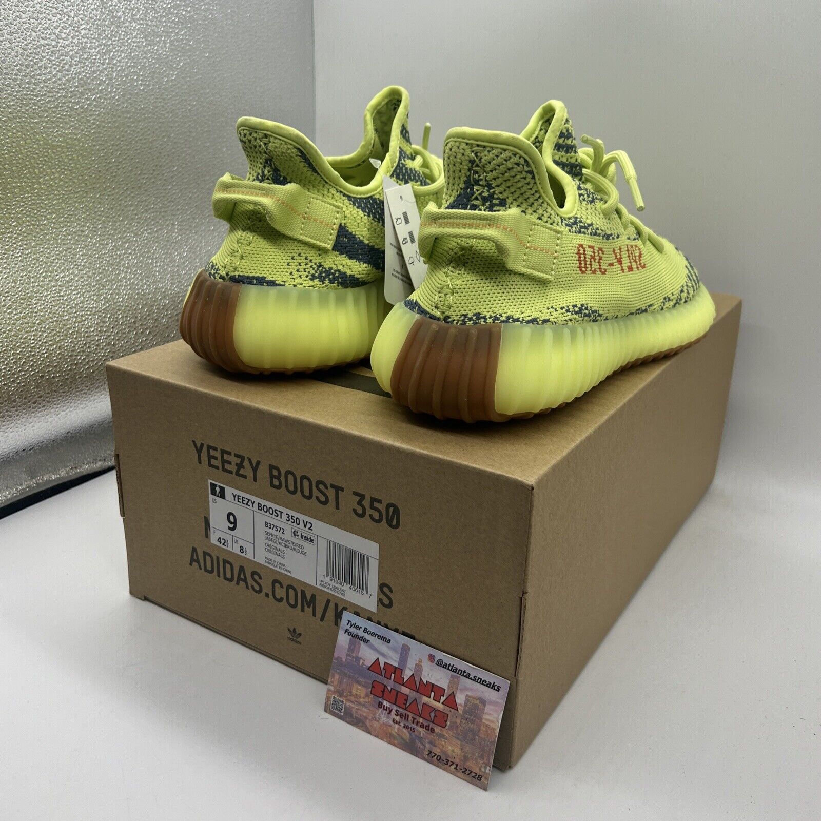 Size 9 - adidas Yeezy Boost 350 V2 Low Semi Frozen Yellow Brand New Og All DS