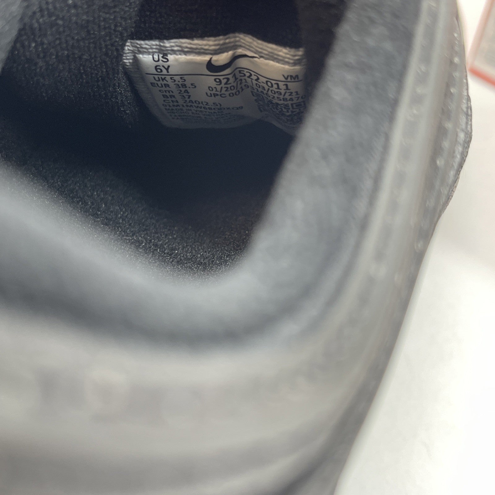 Size 6Y (GS) - Nike Air Max 97 Low Black  Suede Leather (921522-011)