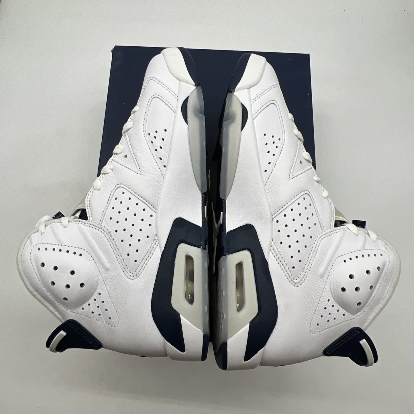 Size 10 - Air Jordan 6 Retro Midnight Navy (CT8529-141)