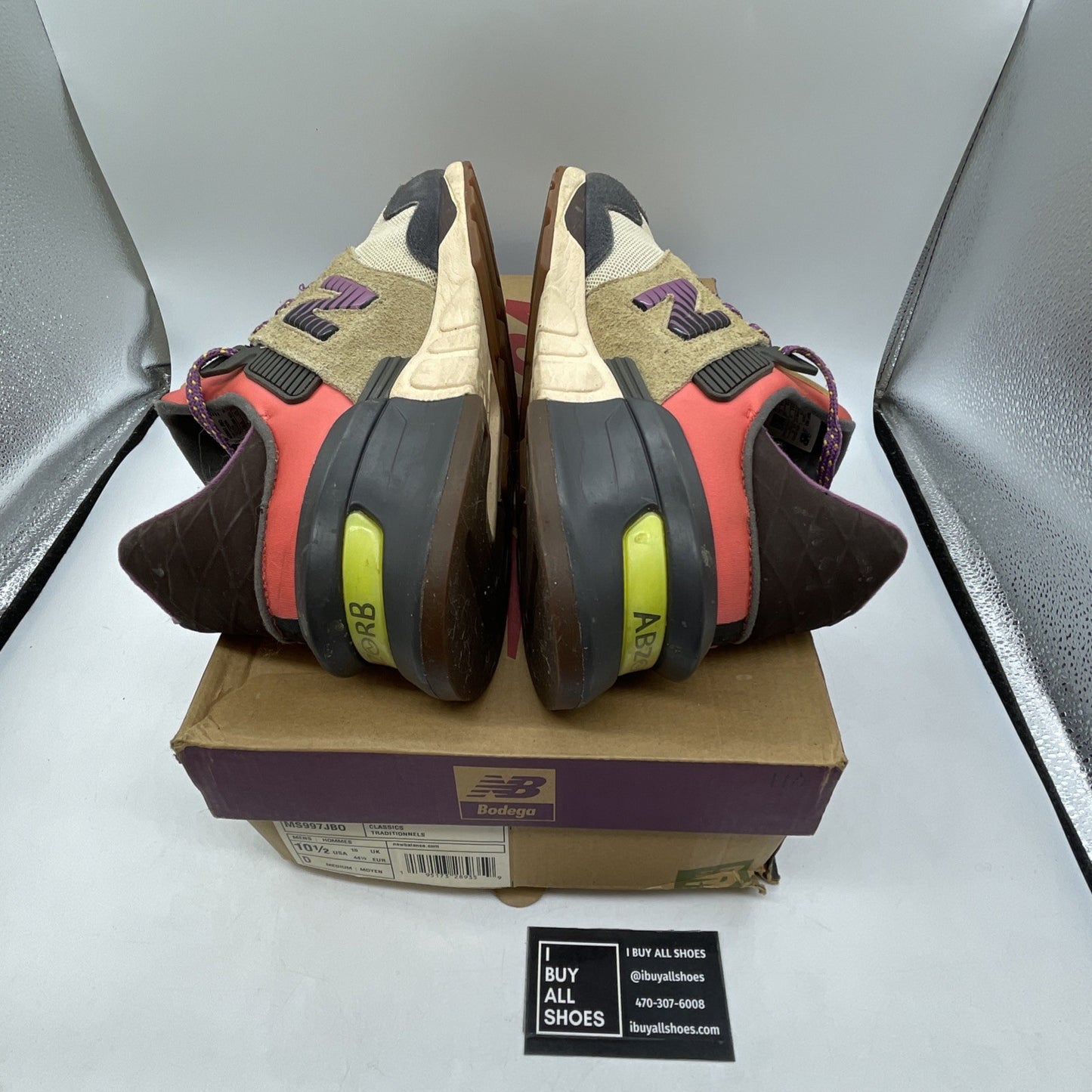 Size 10.5 - BALANCE 997S BODEGA BETTER DAYS BEIGE GREY RED (MS997JBO)