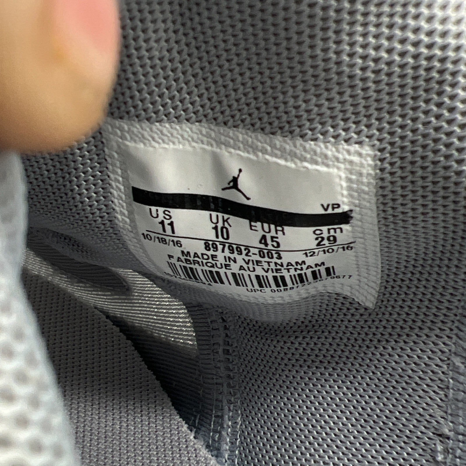 Size 11 - Jordan Trunner LX Wolf Grey (897992-003)