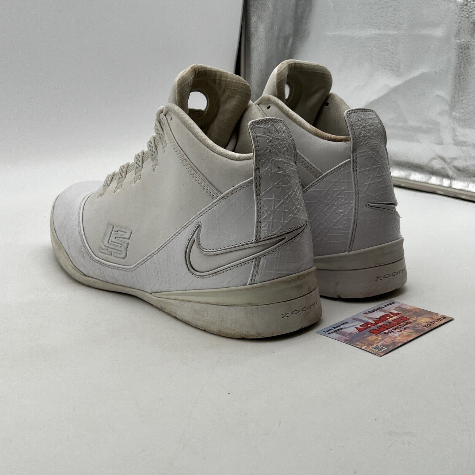 Size 9 - Nike Lebron Zoom Soldier 2 II Triple White