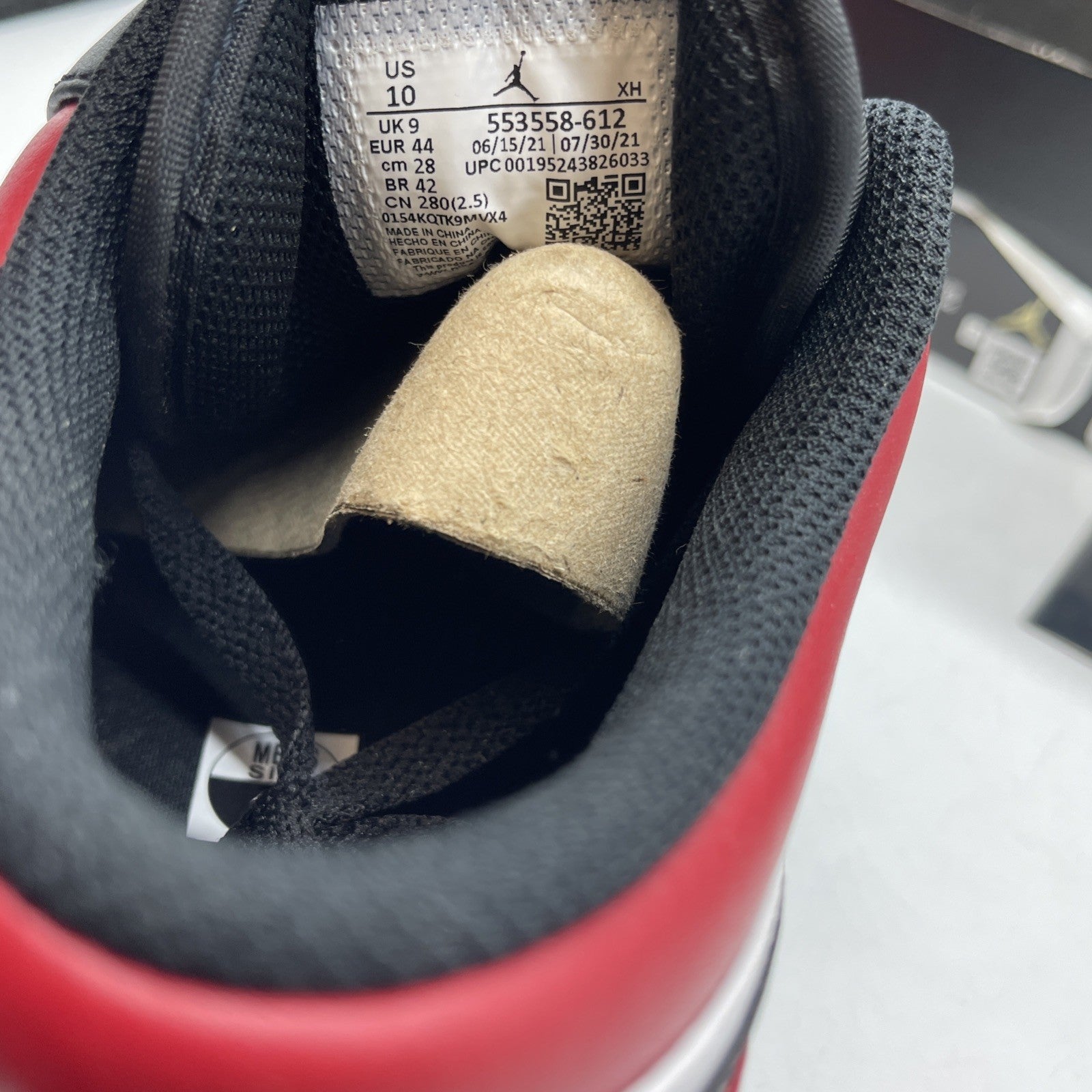 Size 10 - Air Jordan 1 Low Bred Toe Red White Black Leather (553558-612)