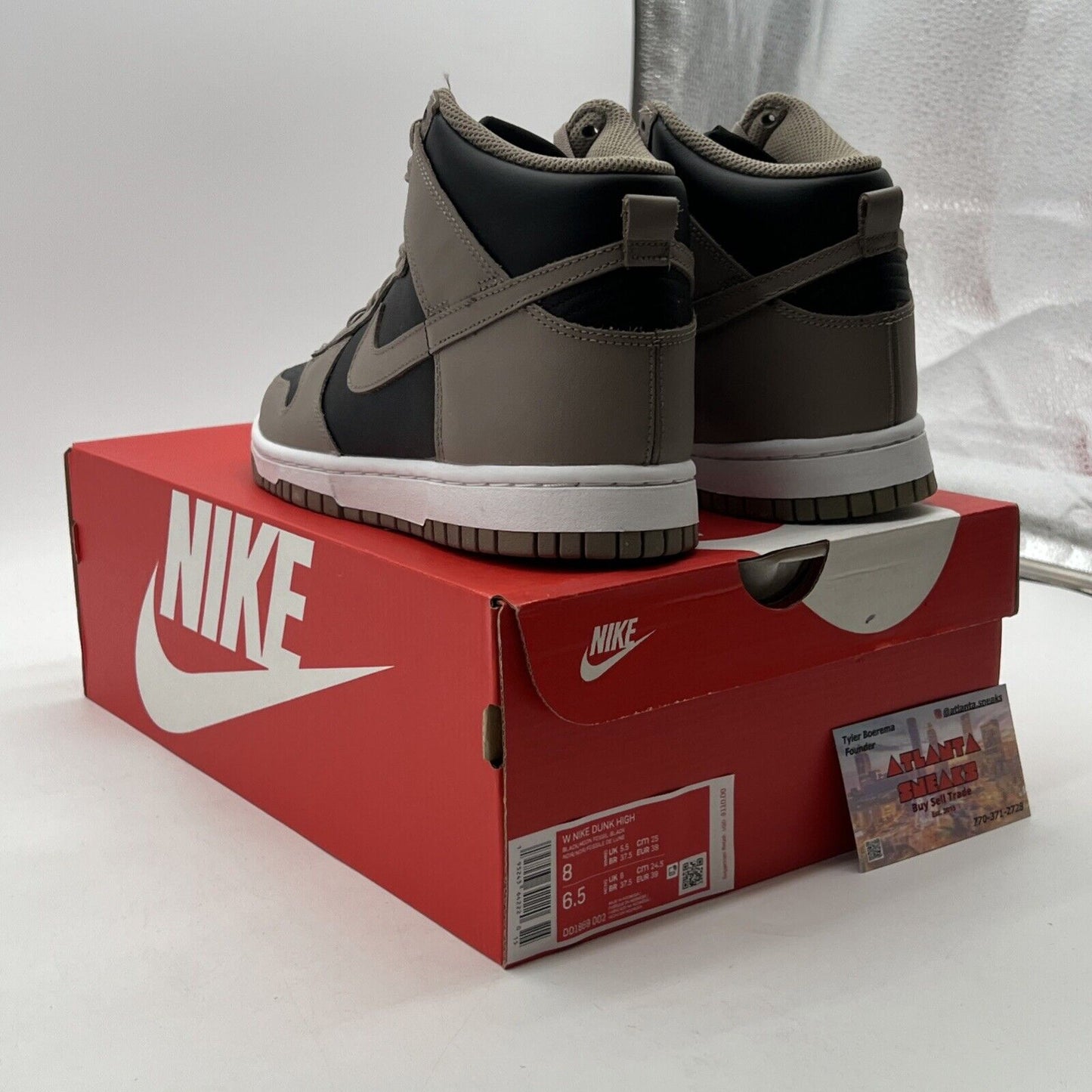Size 8 - Nike Dunk High Moon Fossil W (DD1869-002)