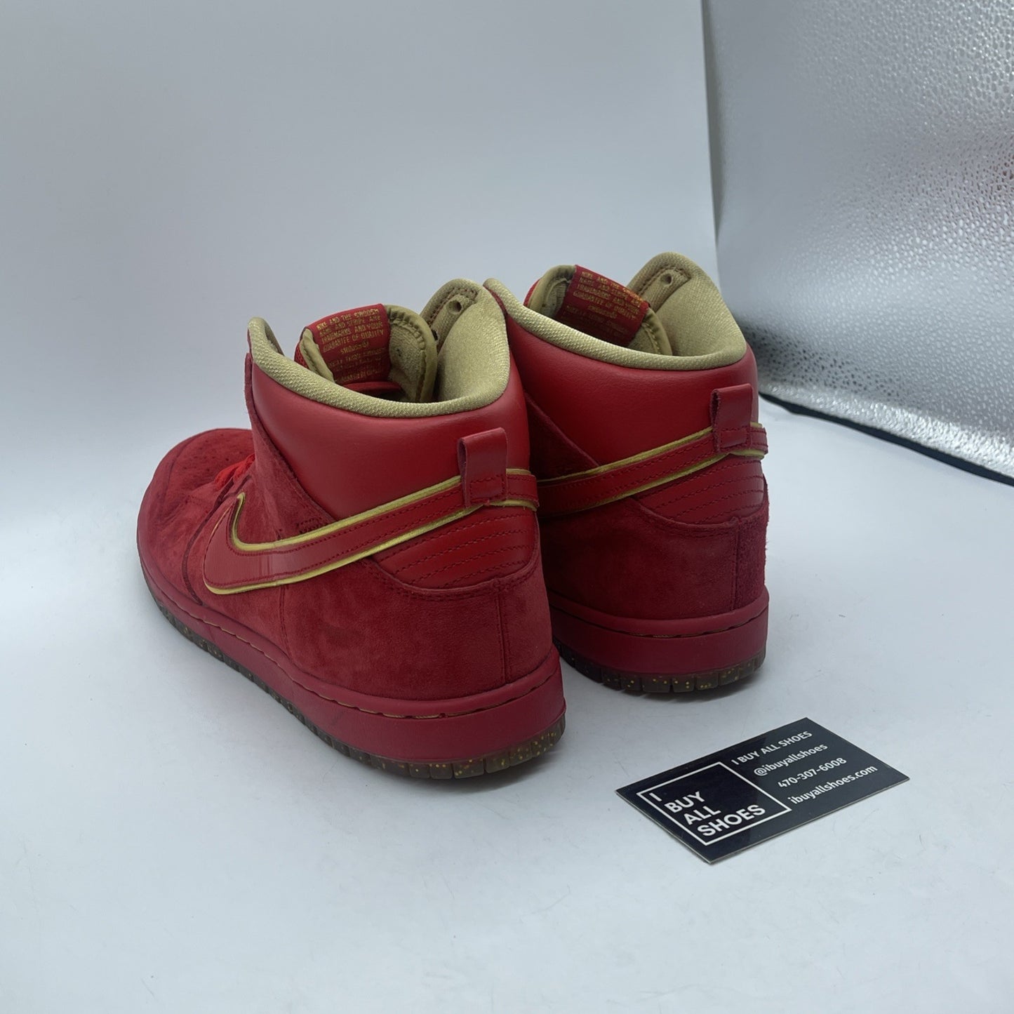 Size 9.5 - Nike Dunk Premium SB High CNY Red Suede (313171-667)