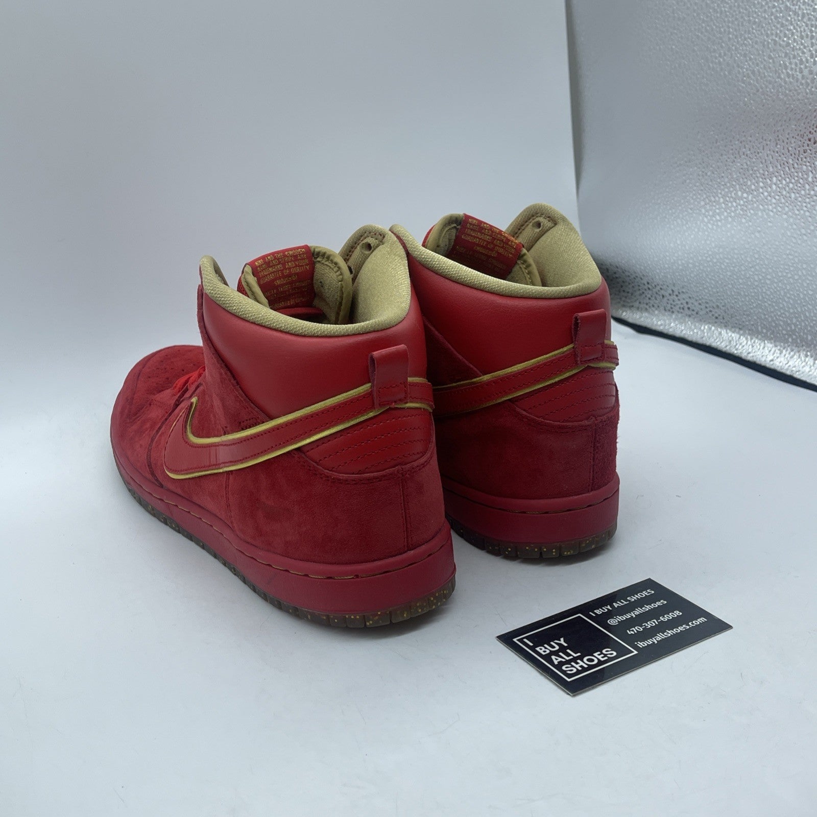 Size 9.5 - Nike Dunk Premium SB High CNY Red Suede (313171-667)