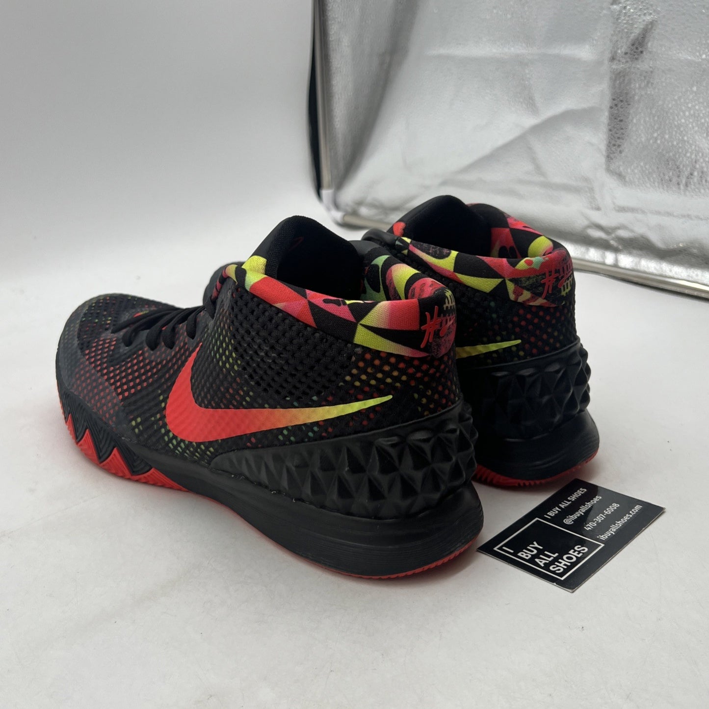 Size 13 - Nike Kyrie 1 Dream - (705277-016)