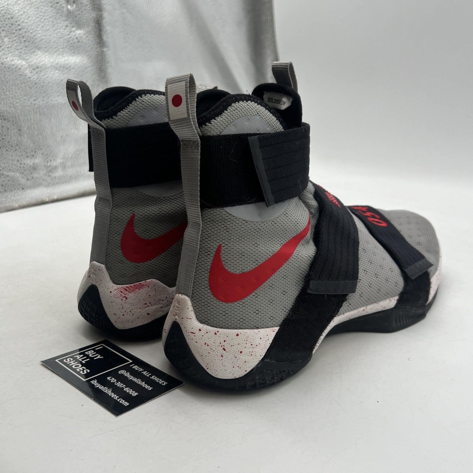 Size 10.5 - Nike Lebron Zoom Soldier 10 NIKE iD Thrive On Be You (885682-991)