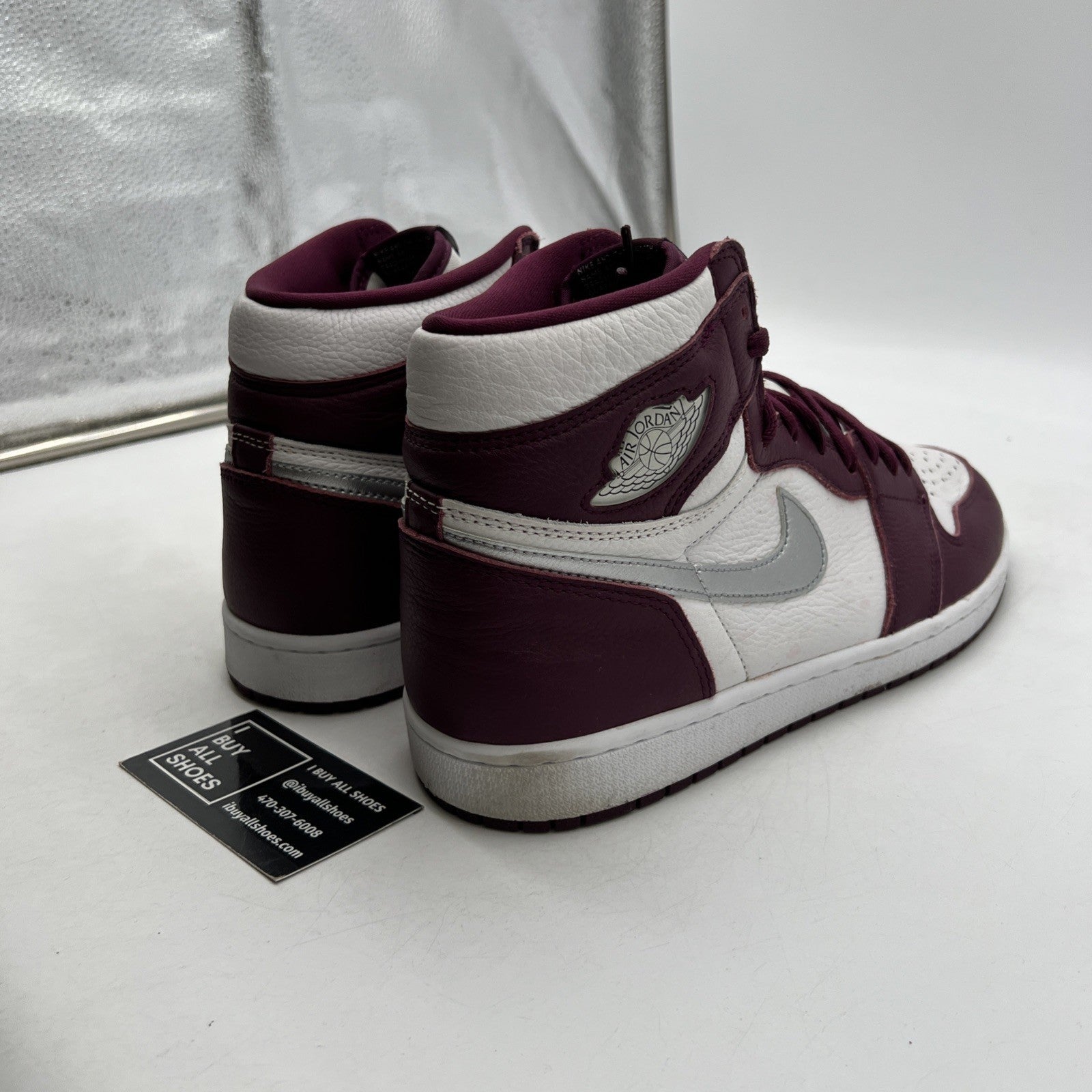 Size 11 - Air Jordan 1 Retro High OG Bordeaux (555088-611)