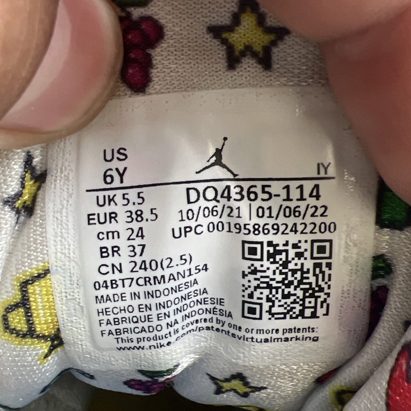 Size 6Y - Air Jordan 12 Retro Mid Emoji (DQ4365-114)