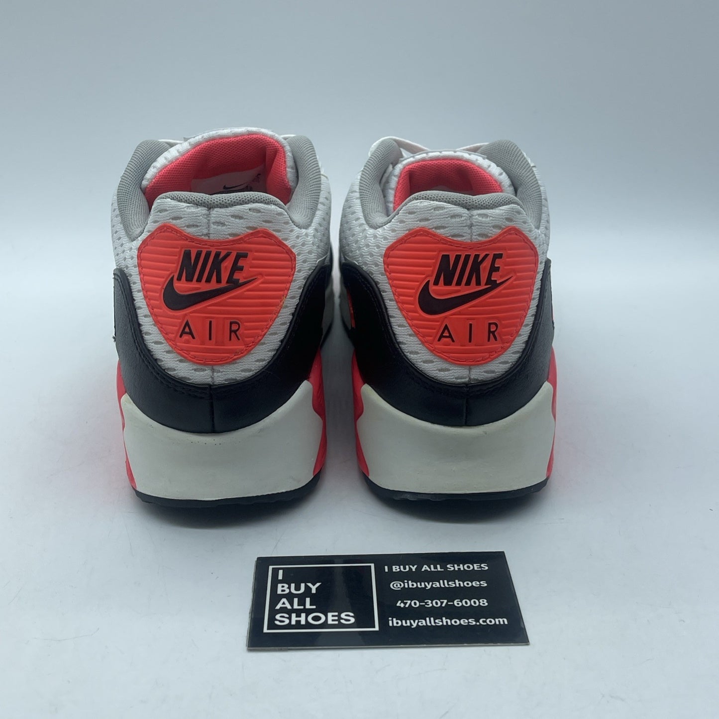 Size 9.5 - Nike Air Max 90 Em White Black Suede Leather (554719-110)