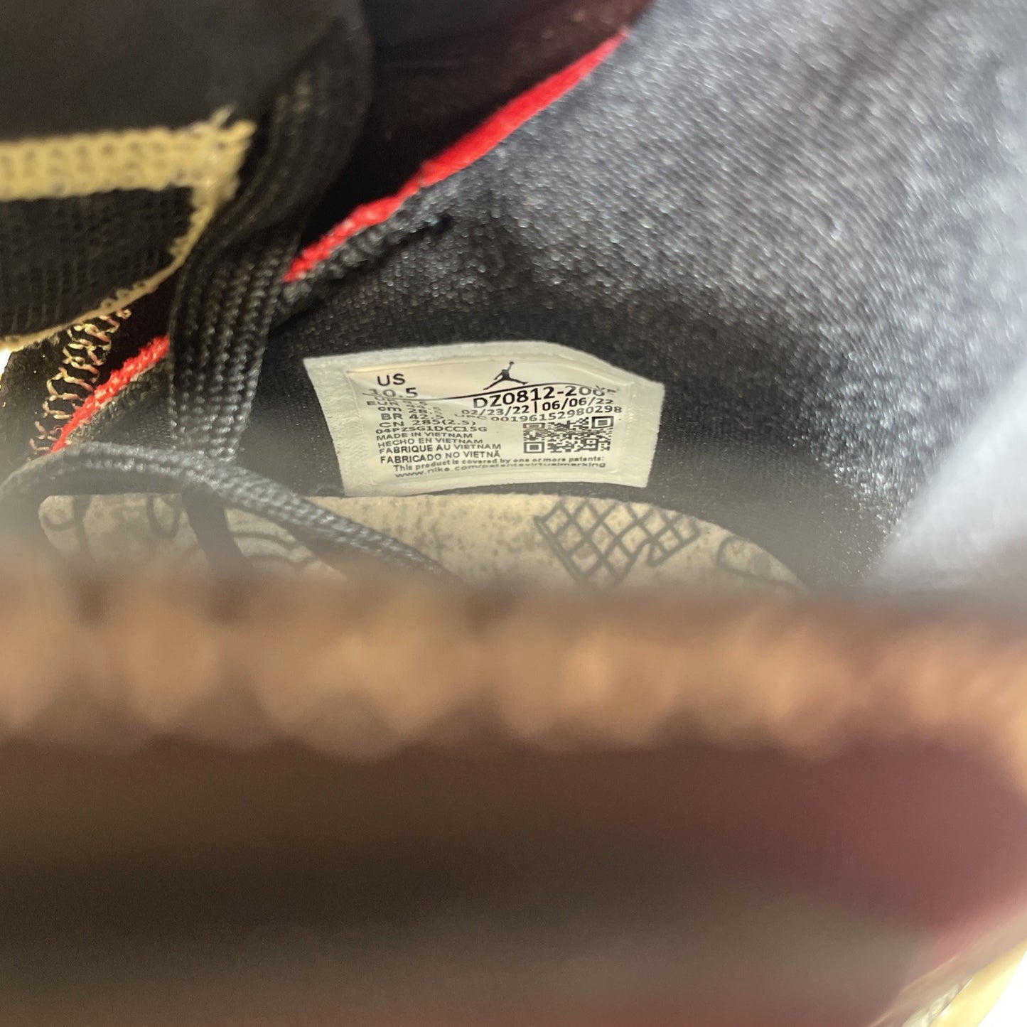 Size 10.5 - Jayson Tatum x Air Jordan 37 Tattoo (DZ0812-200)