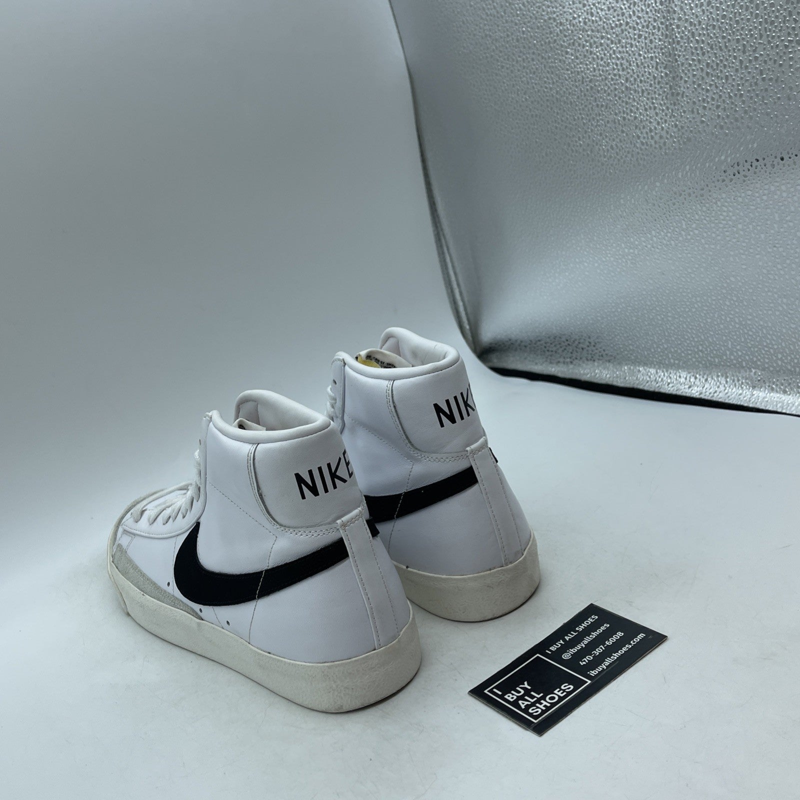 Size 10.5 - Nike Blazer Mid 77 Vintage White Black 2019 (BQ6806-100)