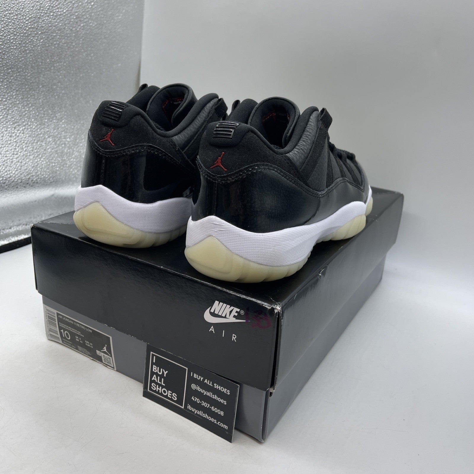 Size 10 - Air Jordan 11 Retro Low 72-10 (AV2187-001)