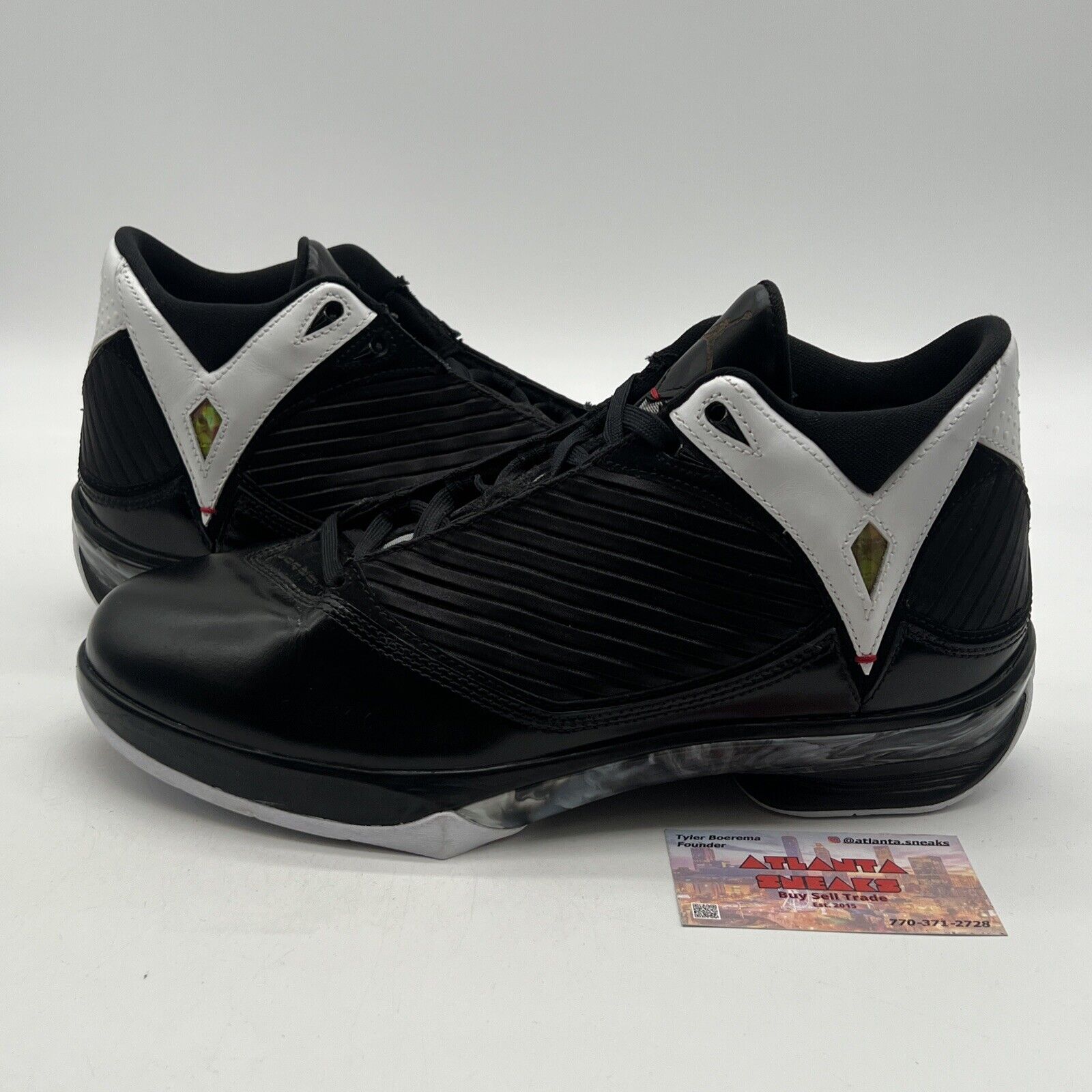 Size 10.5 - Air Jordan 2009 Black White Leather (343084-062)