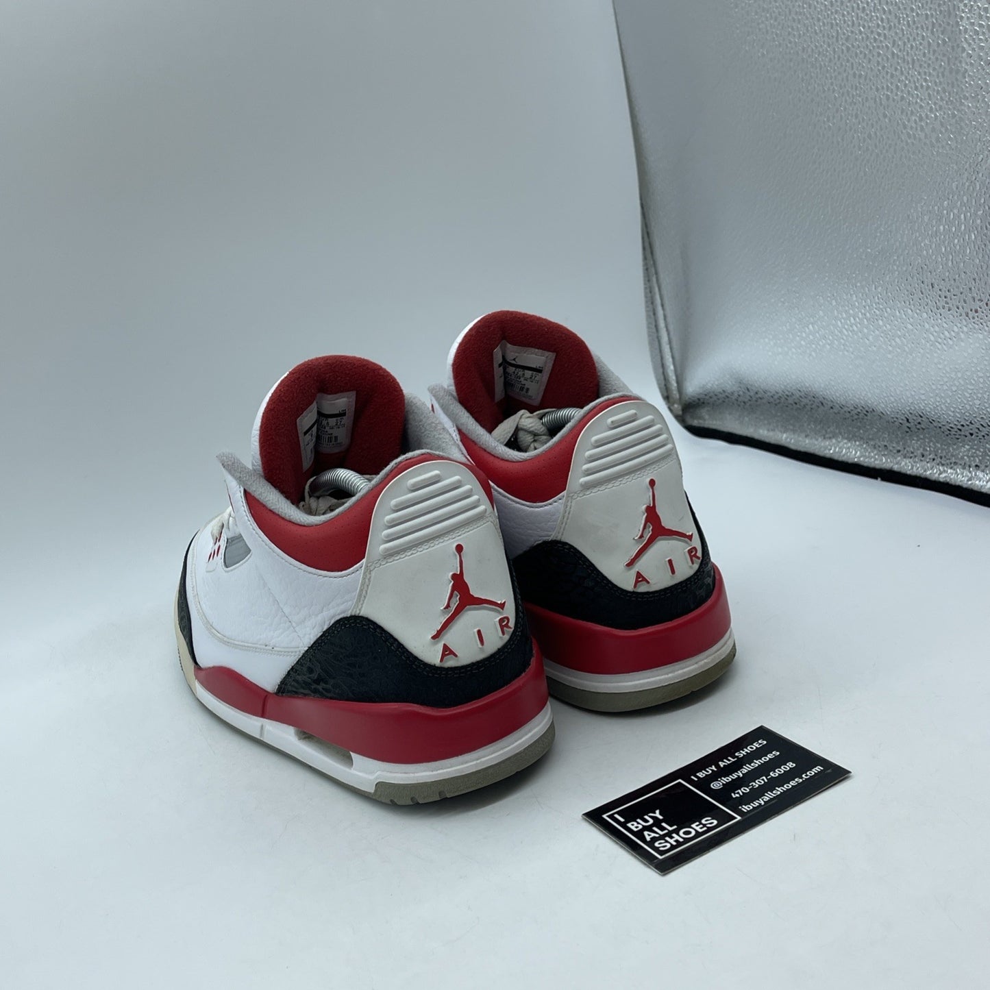 Size 9 - Air Jordan 3 Retro 2013 Fire Red Black White Leather (136064-120)