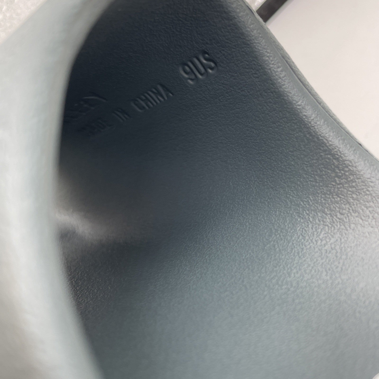 Size 9 - Yeezy Slide Slate Marine Grey Rubber (ID2349)