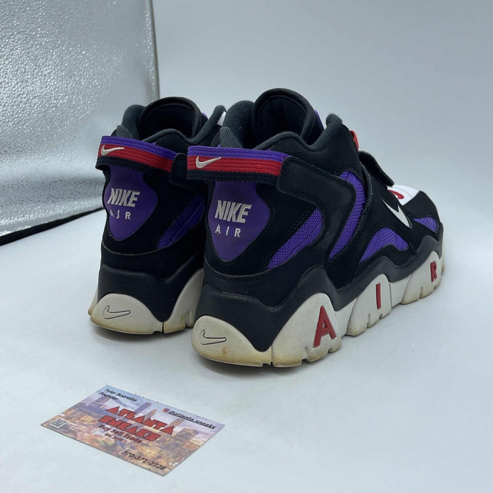 Size 10 - Nike Air Barrage Mid Raptors Purple Black Suede Leather (CD9329-001)