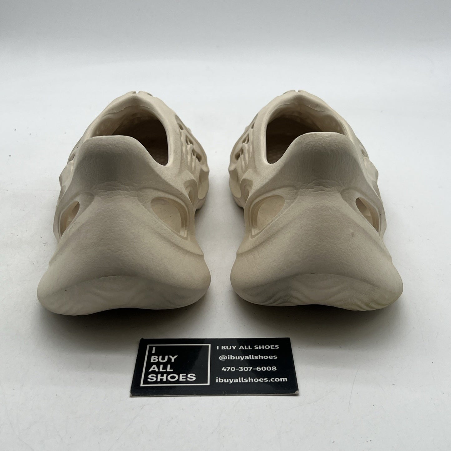 Size 9 - Adidas Yeezy Foam RNNR Shoes Tan Brown Running Shoes