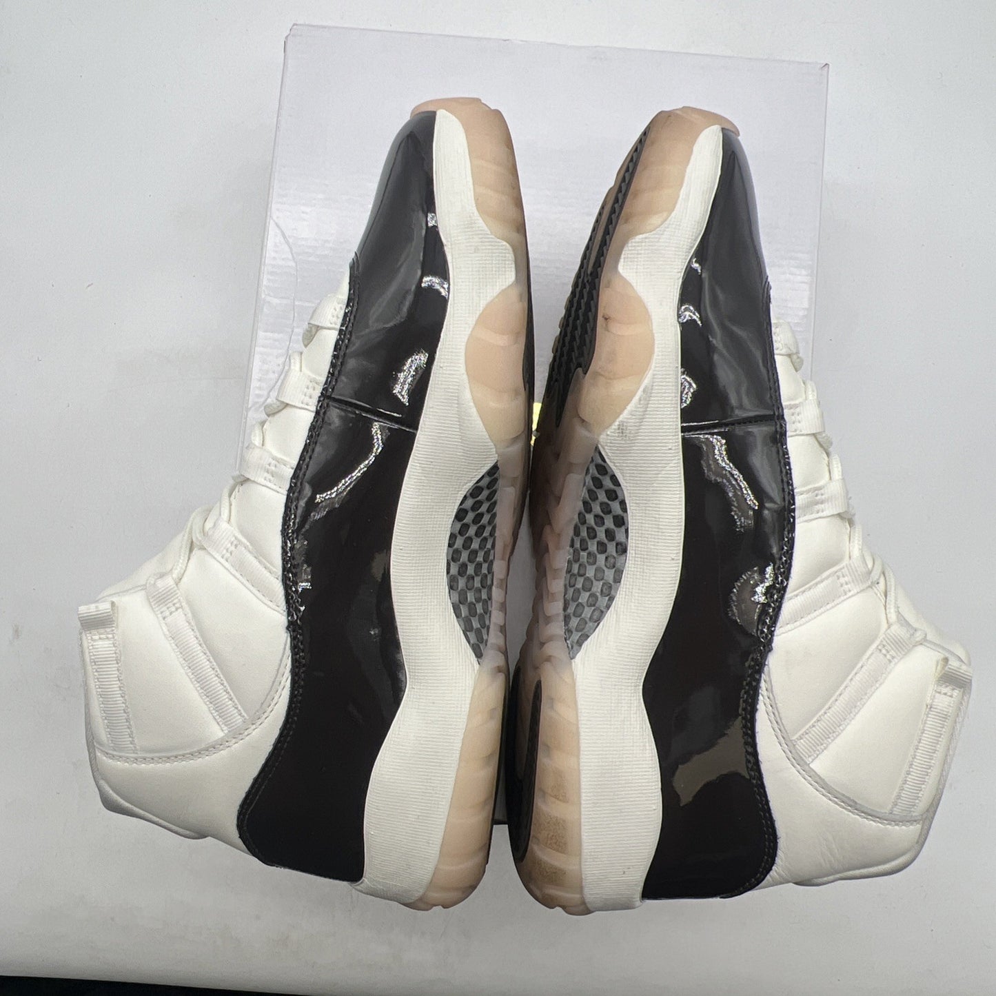 Size 11.5 - Air Jordan 11 Retro Mid Neapolitan W (AR0715-101)