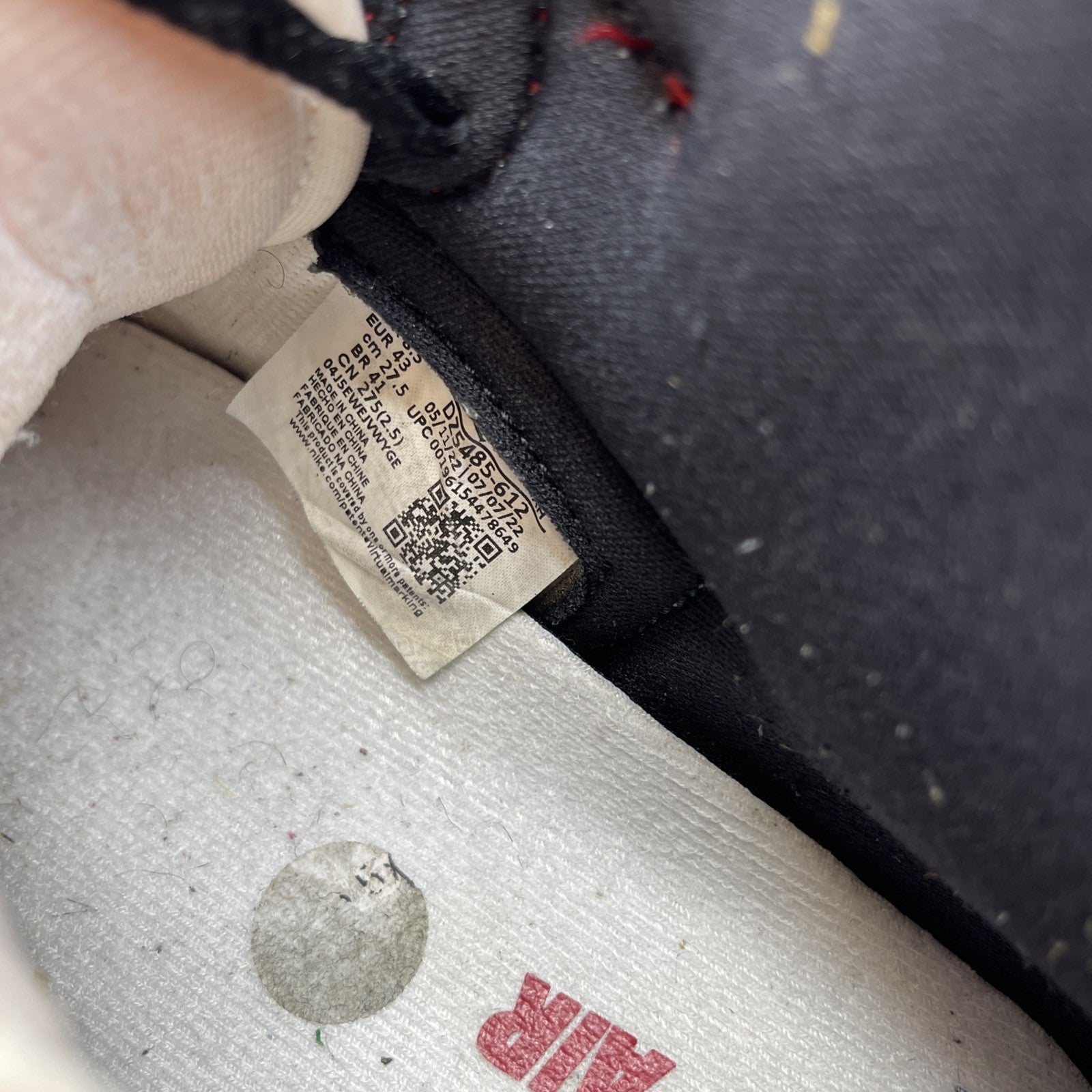 Size 9.5 - Jordan 1 Retro High OG Chicago Reimagined Lost & Found (DZ5485-612)