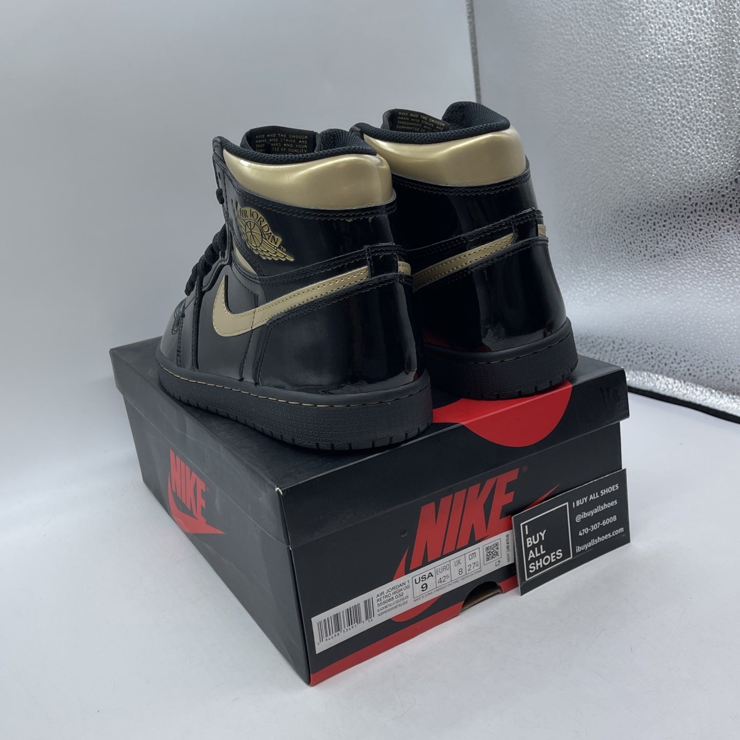 Size 9 - Jordan 1 Black Metallic Gold Leather (555088-032)