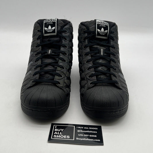 Size 10 - adidas Pro Model Xeno (Q16534)