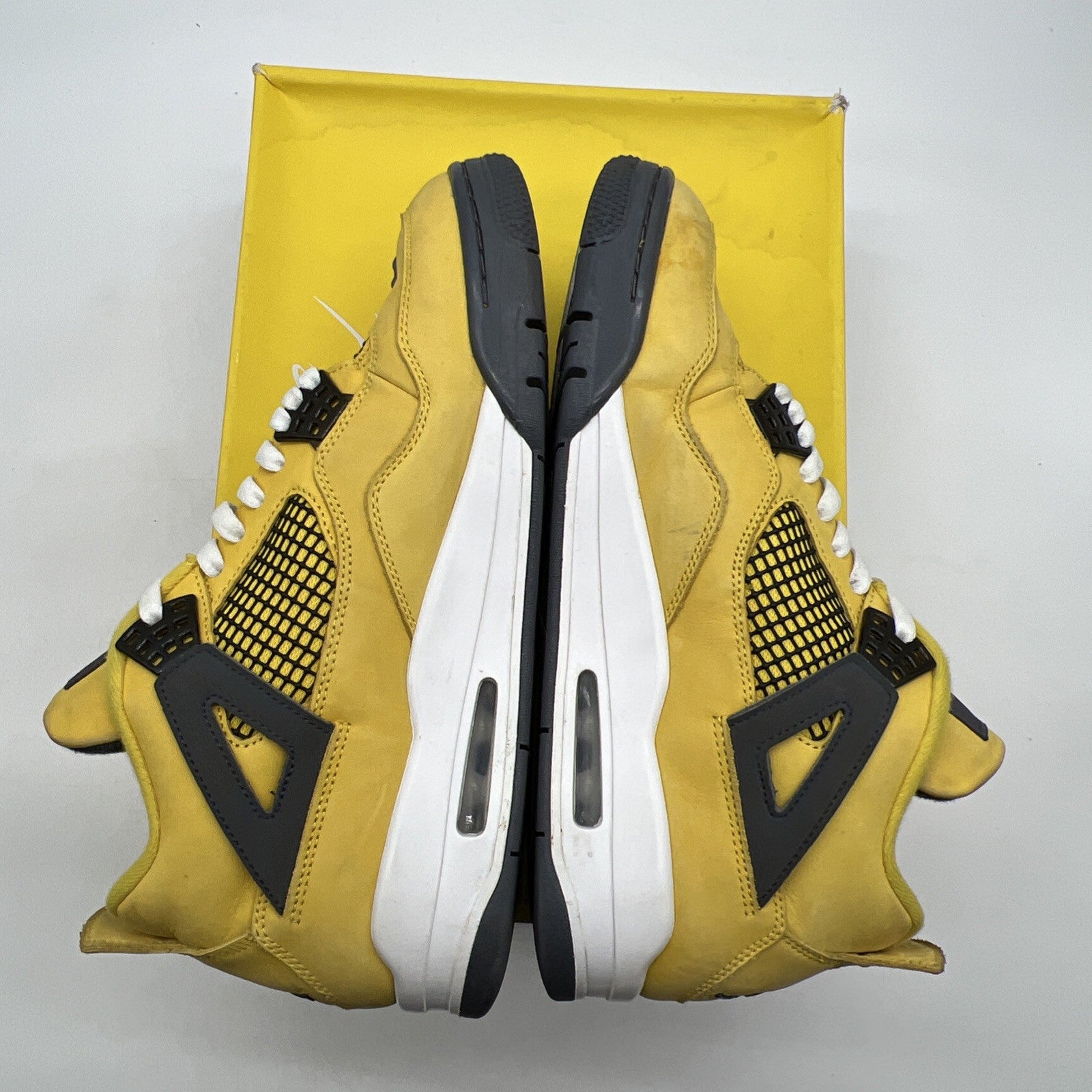 Size 9.5 - Air Jordan 4 Retro Mid Lightning (CT8527-700)
