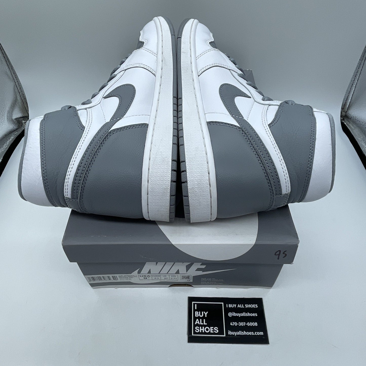 Size 9.5 - Jordan 1 Retro High OG Stealth Grey White Leather (555088-037)