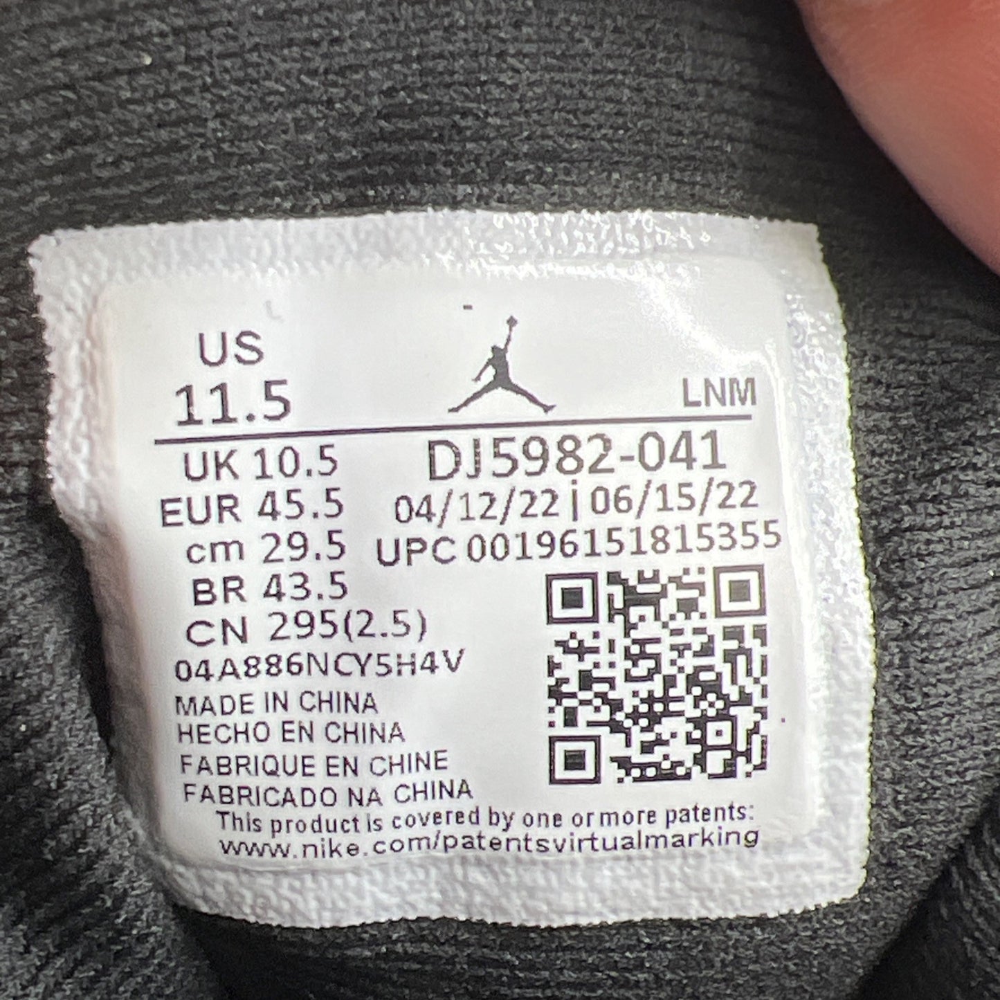 Size 11.5 - Air Jordan 13 Retro Mid Black University Blue (DJ5982-041)