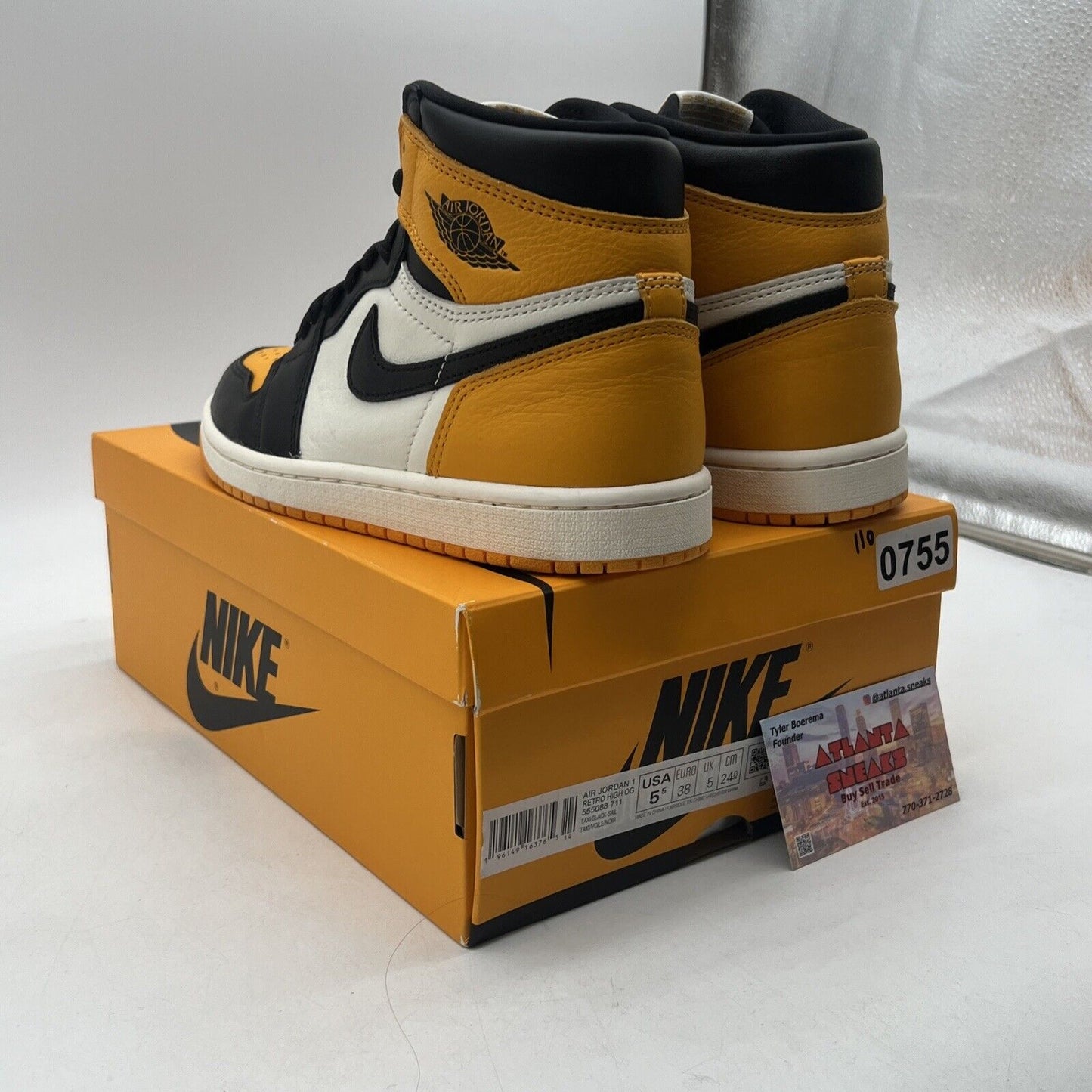 Size 5.5 - Jordan 1 Retro OG High Yellow Toe (555088-711)