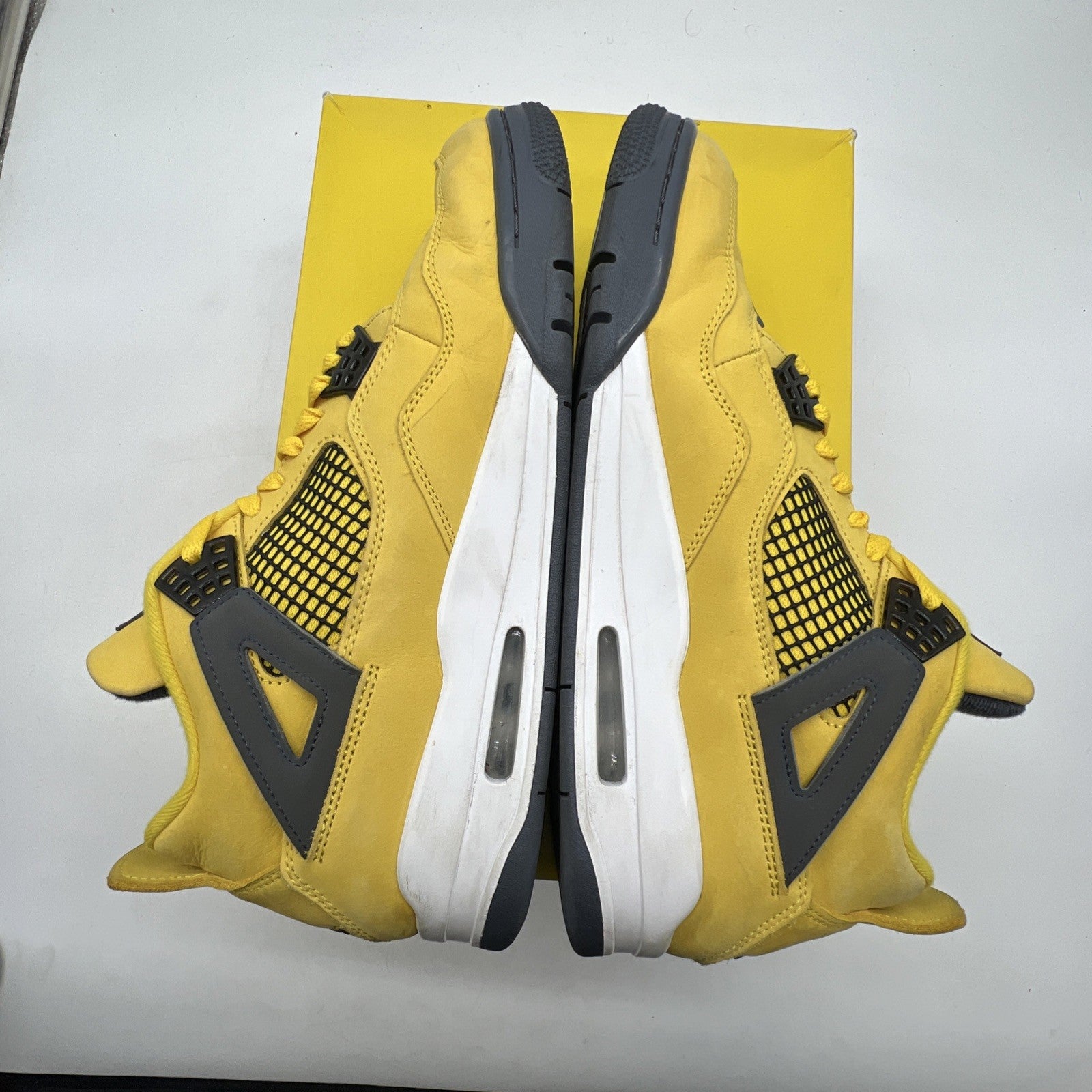 Size 11 - Air Jordan 4 Retro Mid Lightning (CT8527-700)