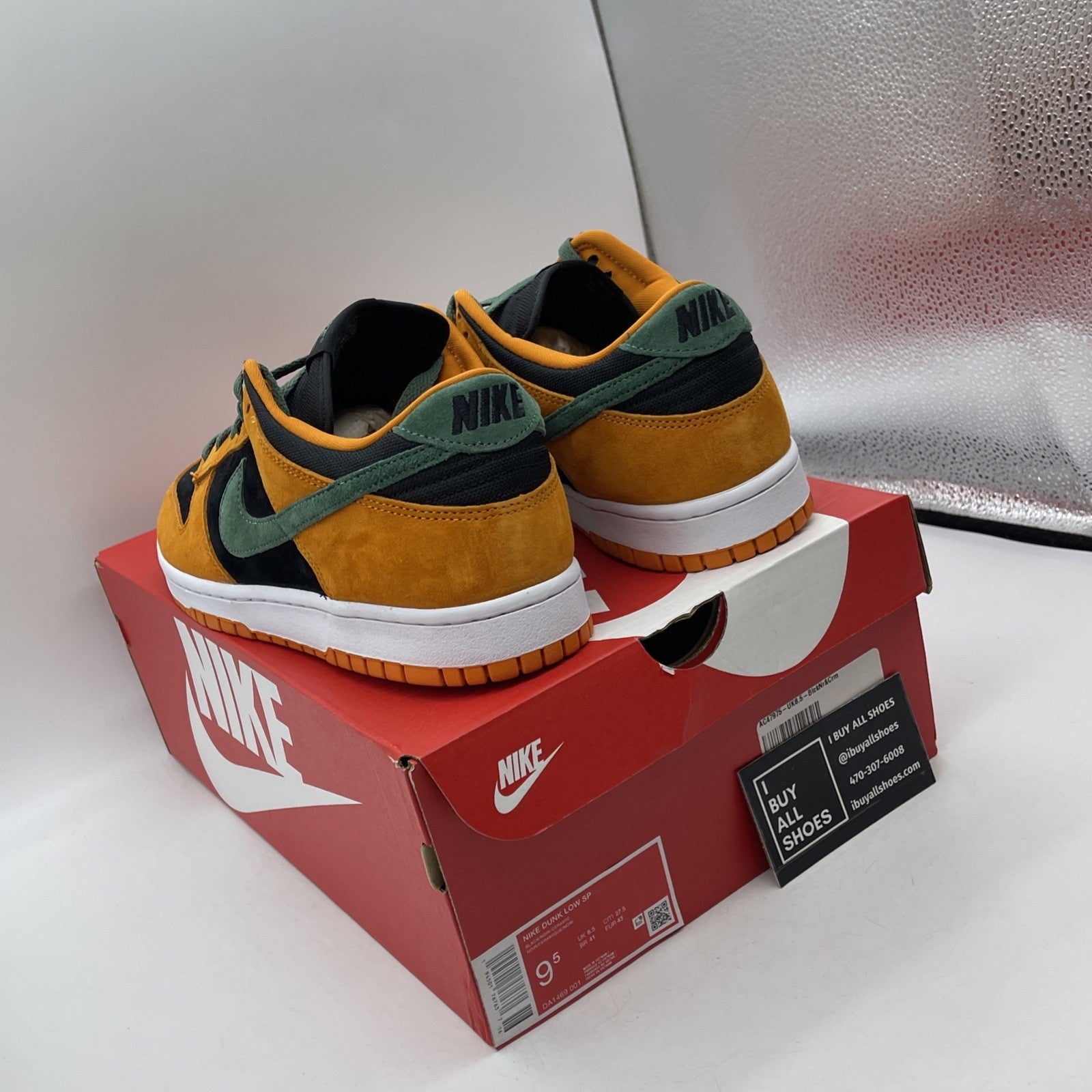 Size 9.5 - Nike Dunk SP Retro 2020 Low Ceramic Orange Suede (DA1469-001)