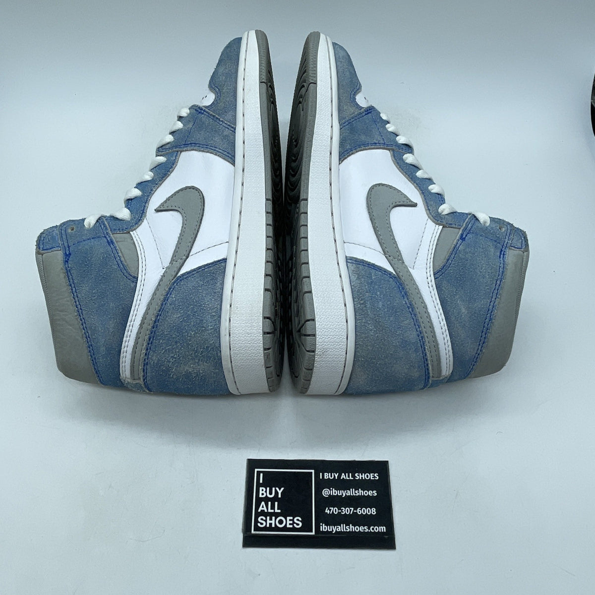 Size 8.5 - Air Jordan 1 Retro OG High Hyper Royal (555088-402)