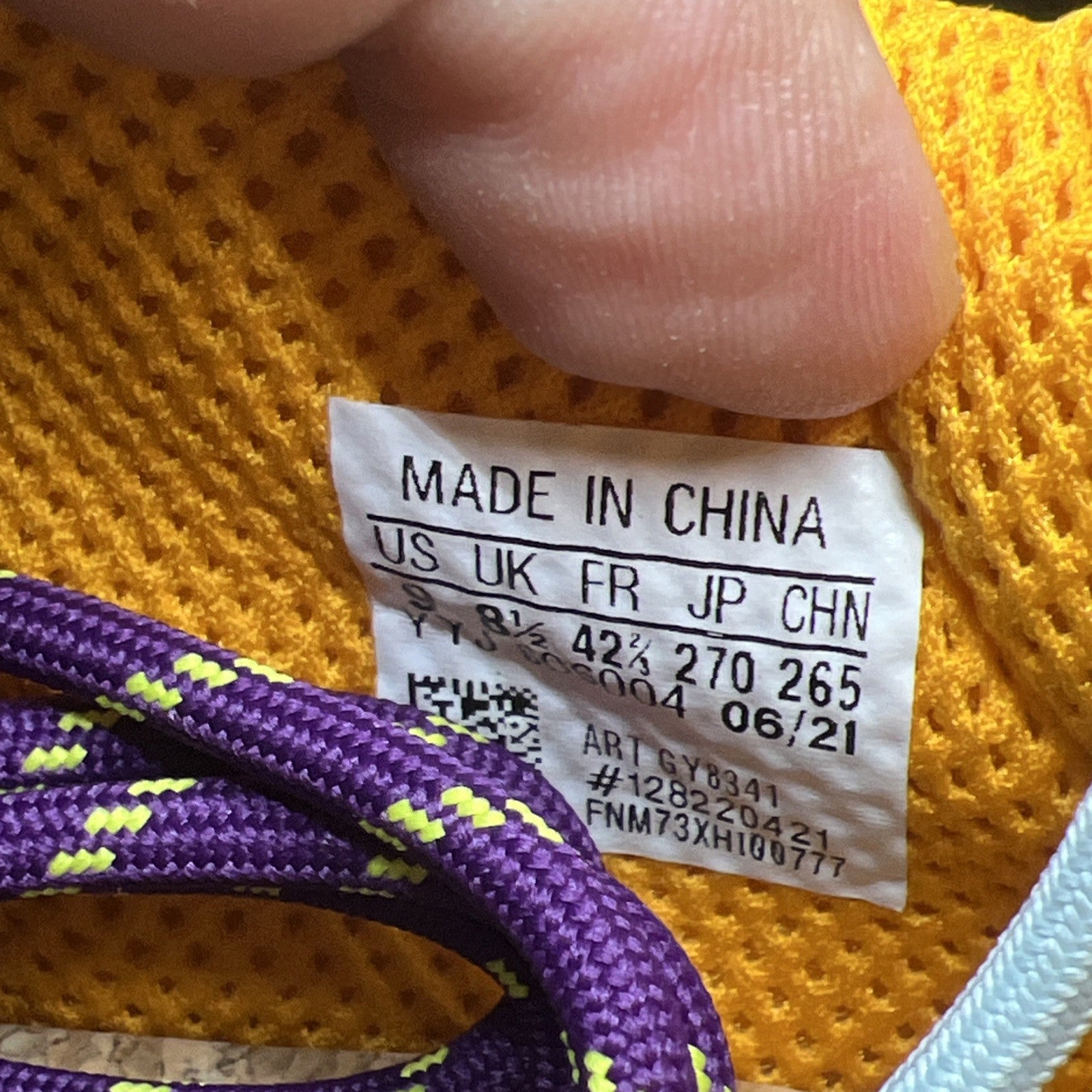 Size 9 - Sean Wotherspoon x Disney x Adidas Superturf Adventure Jiminy Cricket