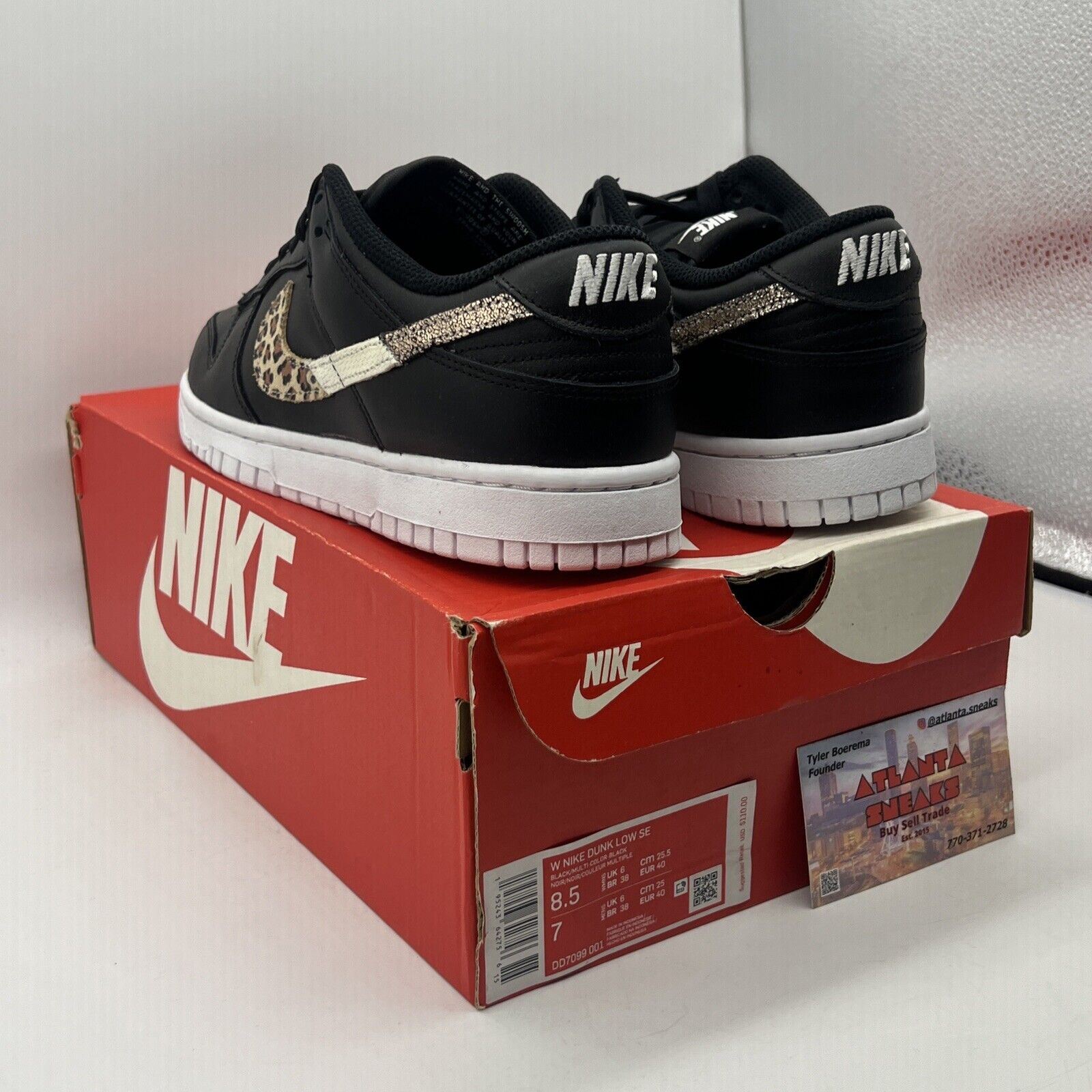 Size 8.5 - Nike Dunk SE Low Primal Black W Black White Leather (DD7099-001)