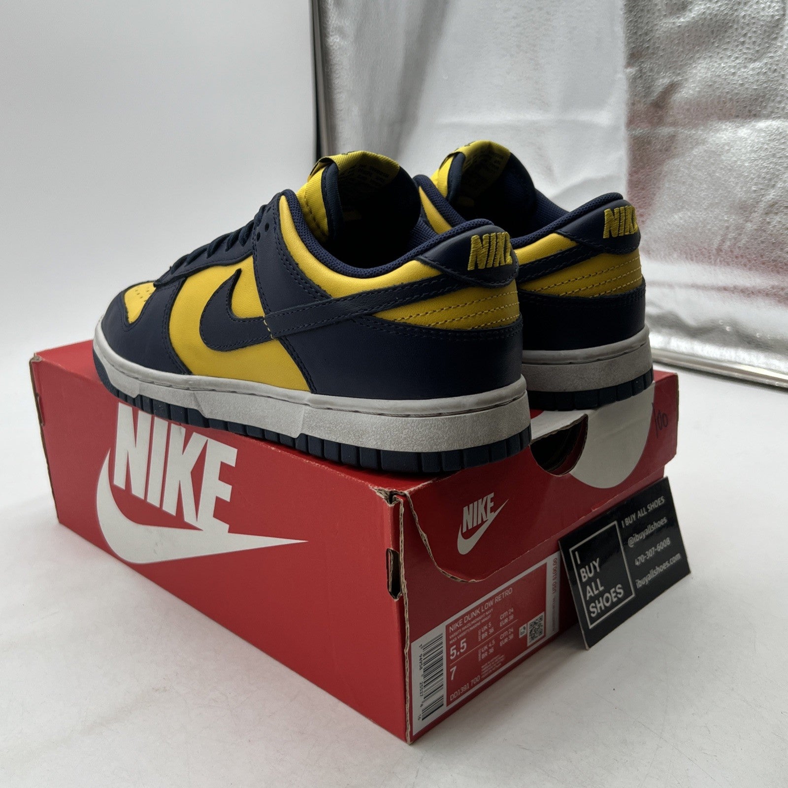 Size 5.5 - Nike Dunk Low Michigan 2021 (DD1391-700)