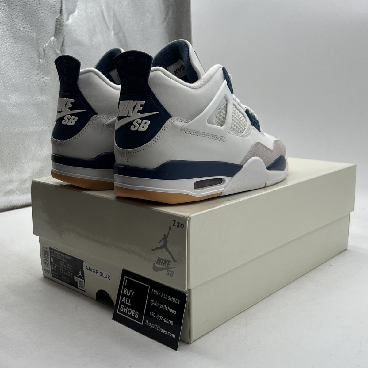 Size 8 - Nike SB x Air Jordan 4 Retro SP Navy (DR5415-100)