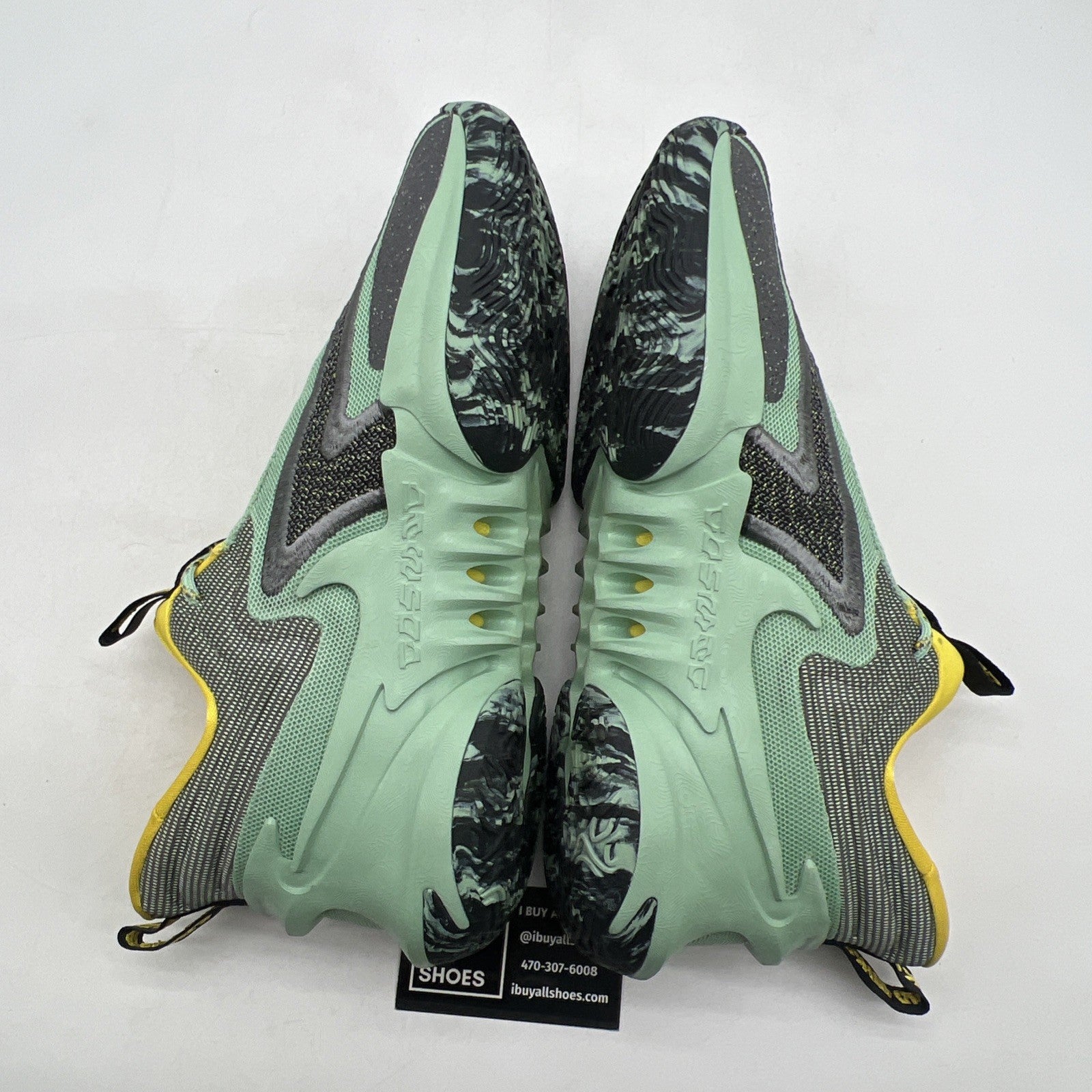 Size 11.5 - Nike Cosmic Unity 2 Enamel Green (DH1537-300)
