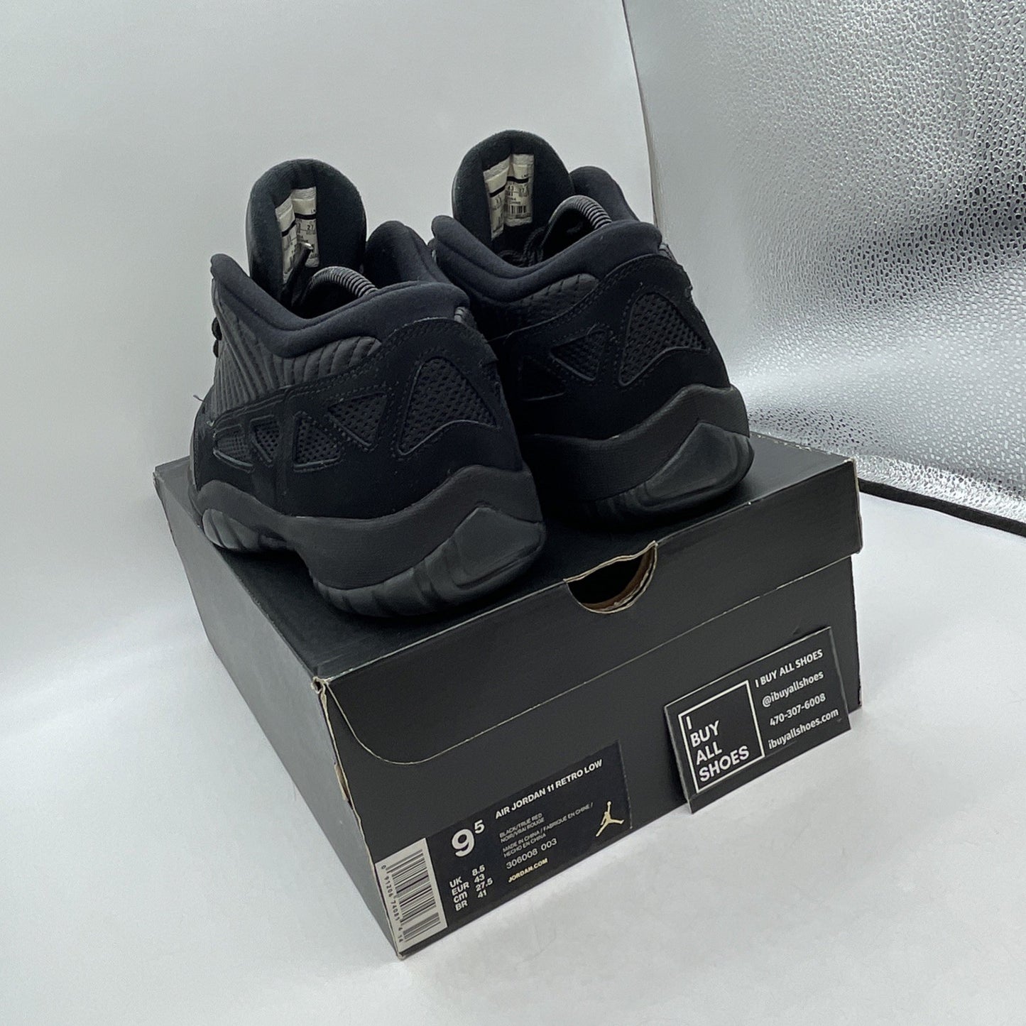 Size 9.5 - Air Jordan 11 IE Low Referee (306008-003)