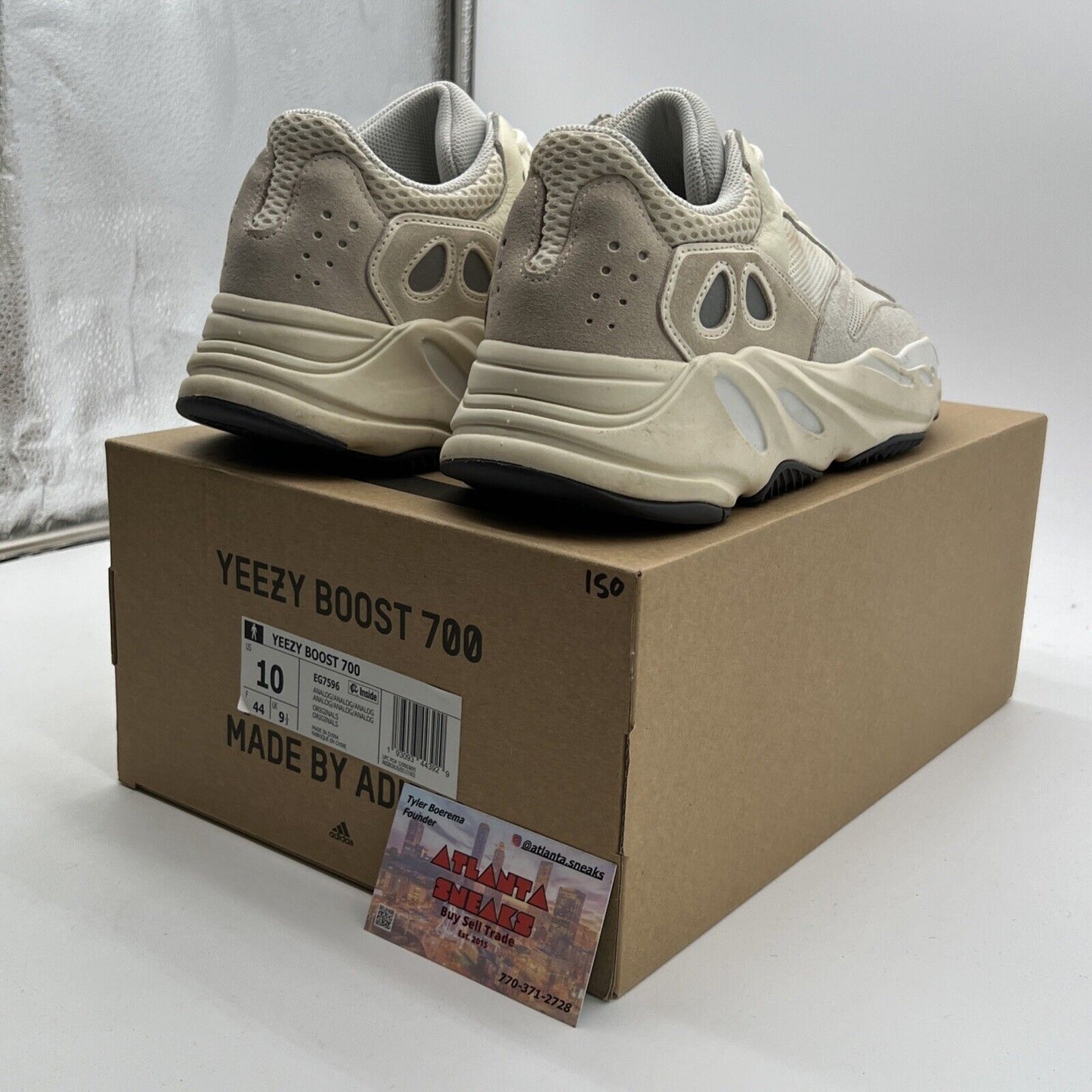 Size 10 - adidas Yeezy Boost 700 Low Analog (EG7596)