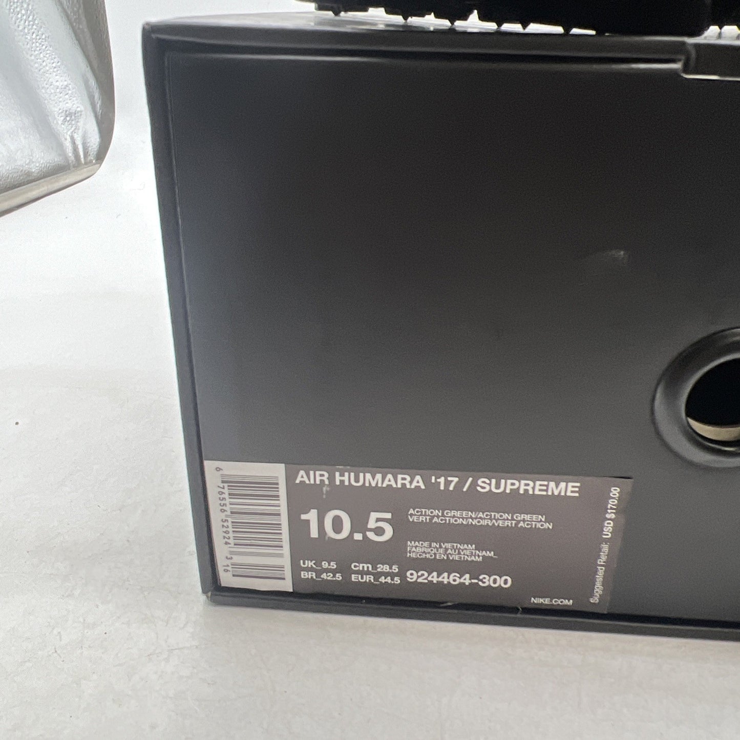 Size 10.5 - Nike Supreme x Air Humara 17 Green (924464-300)
