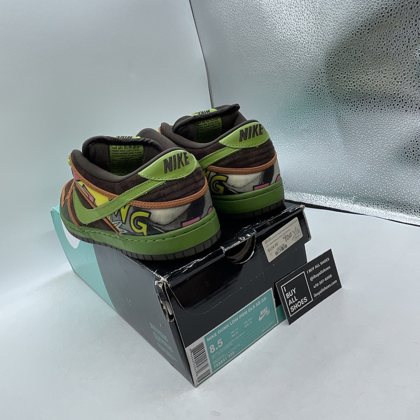 Size 8.5 - Nike SB Dunk Low de la soul 2015 (789841-332)