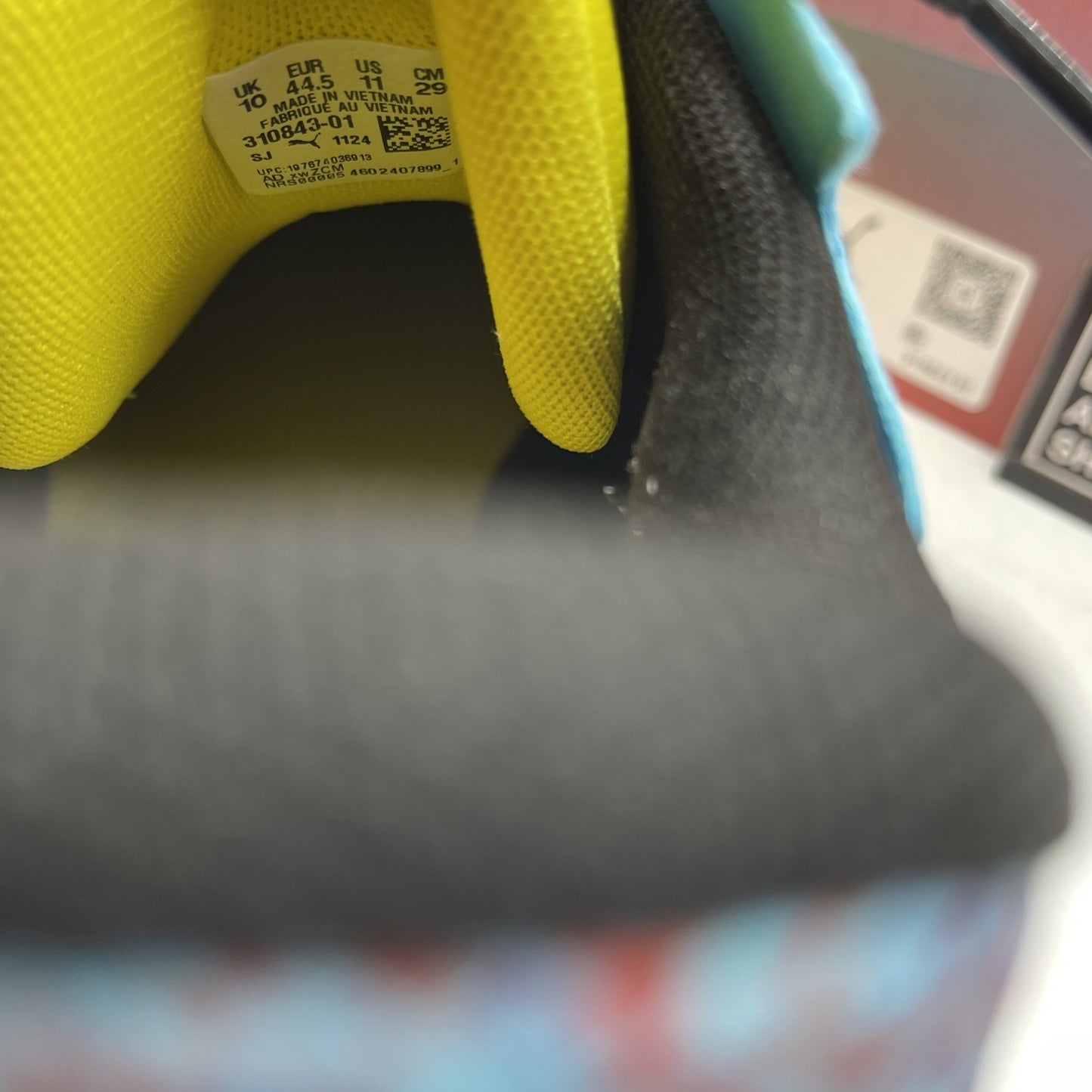 Size 11 - Puma Scoot Zeros 2 Caution (310843-01)