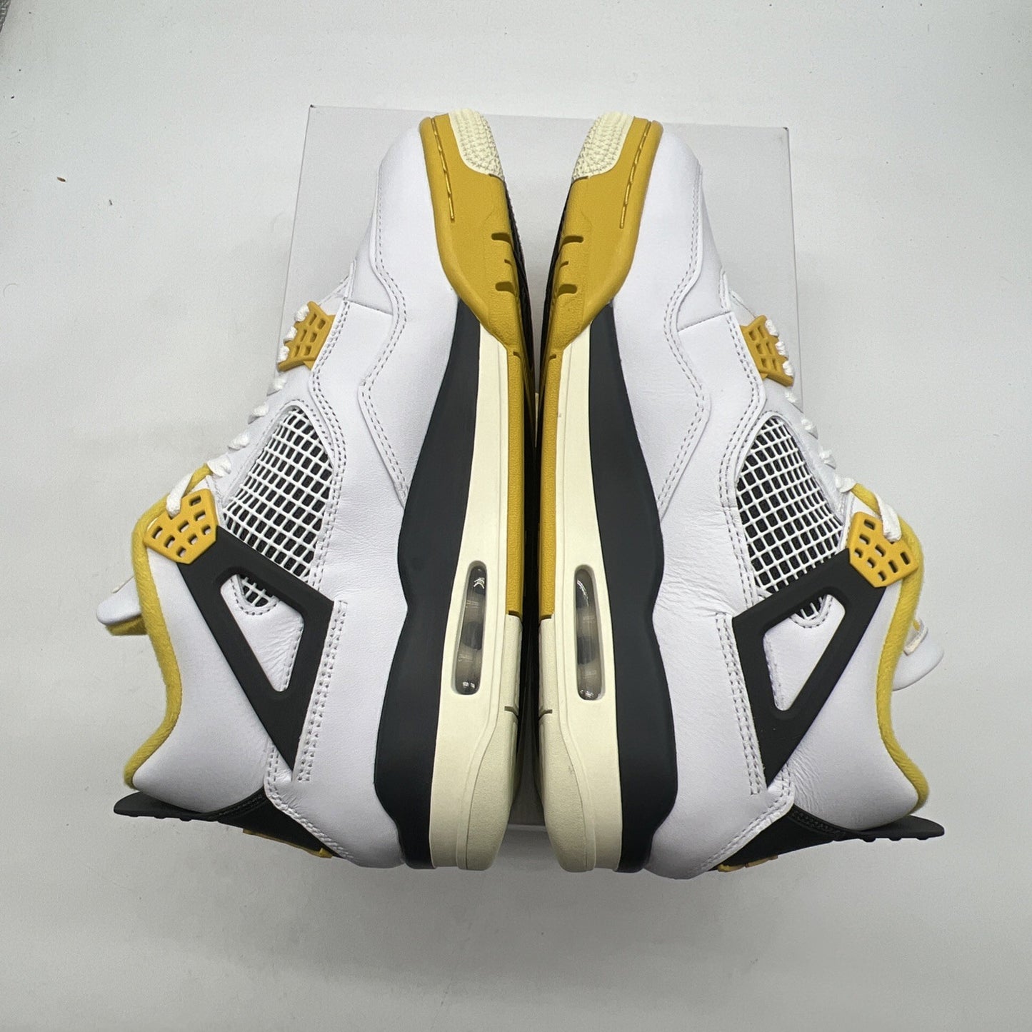 Size 11 - Air Jordan 4 Retro Vivid Sulfur W (AQ9129-101)