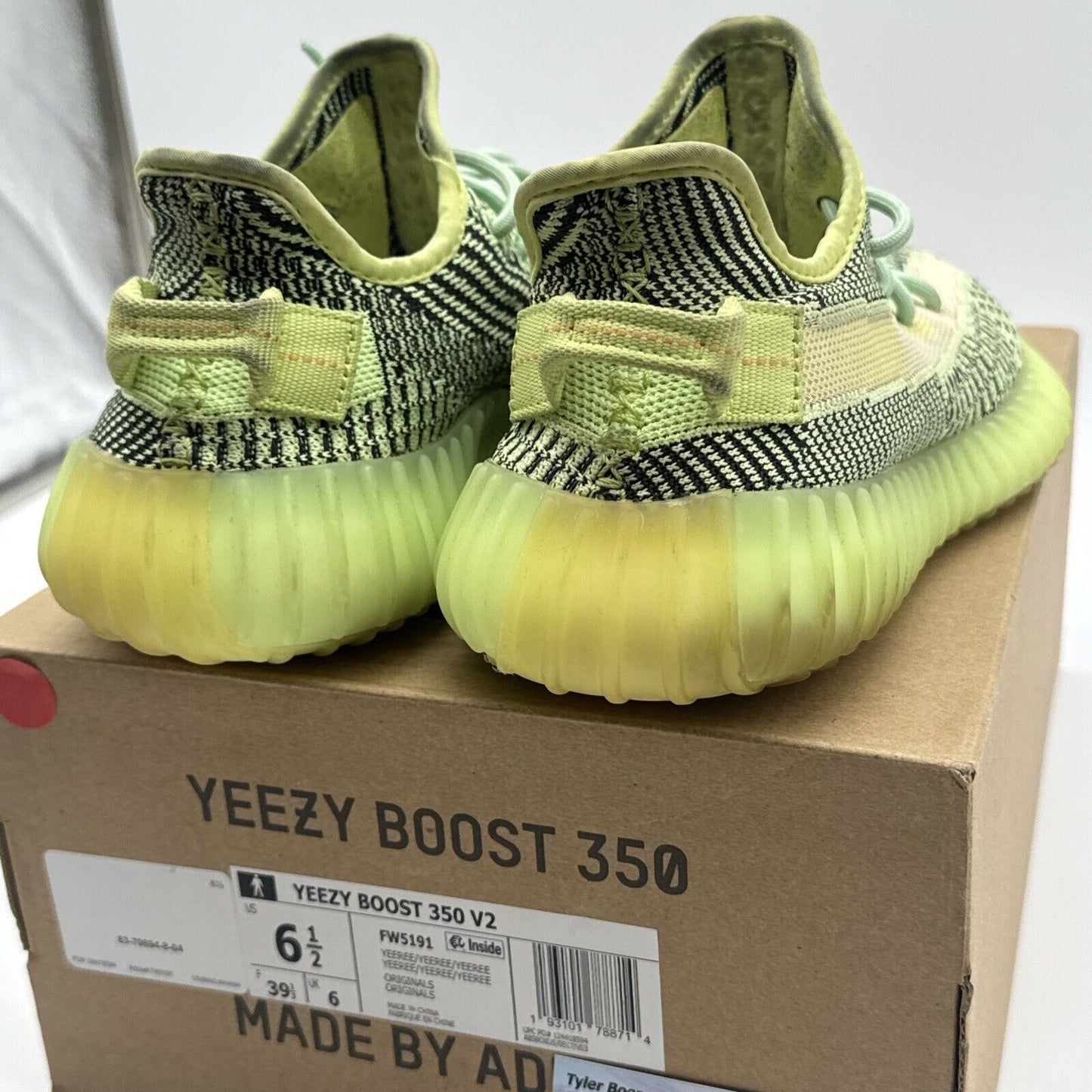 Size 6.5 - adidas Yeezy Boost 350 V2 Yeezreel Non-Reflective Green Rare Size OG