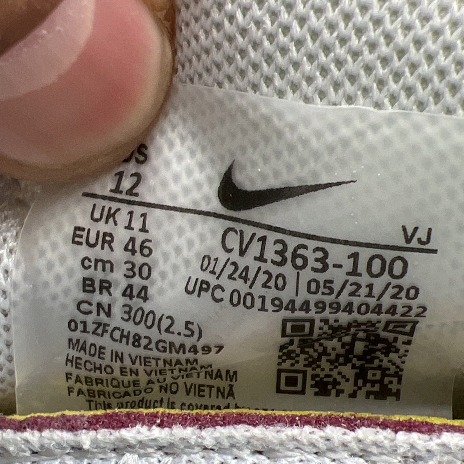 Size 12 - Nike sacai x VaporWaffle Sail (CV1363-100)