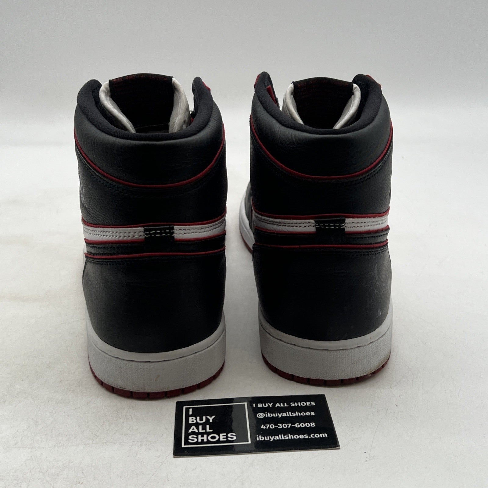 Size 13 - Air Jordan 1 Retro High OG Bloodline 2019 (555088-062)